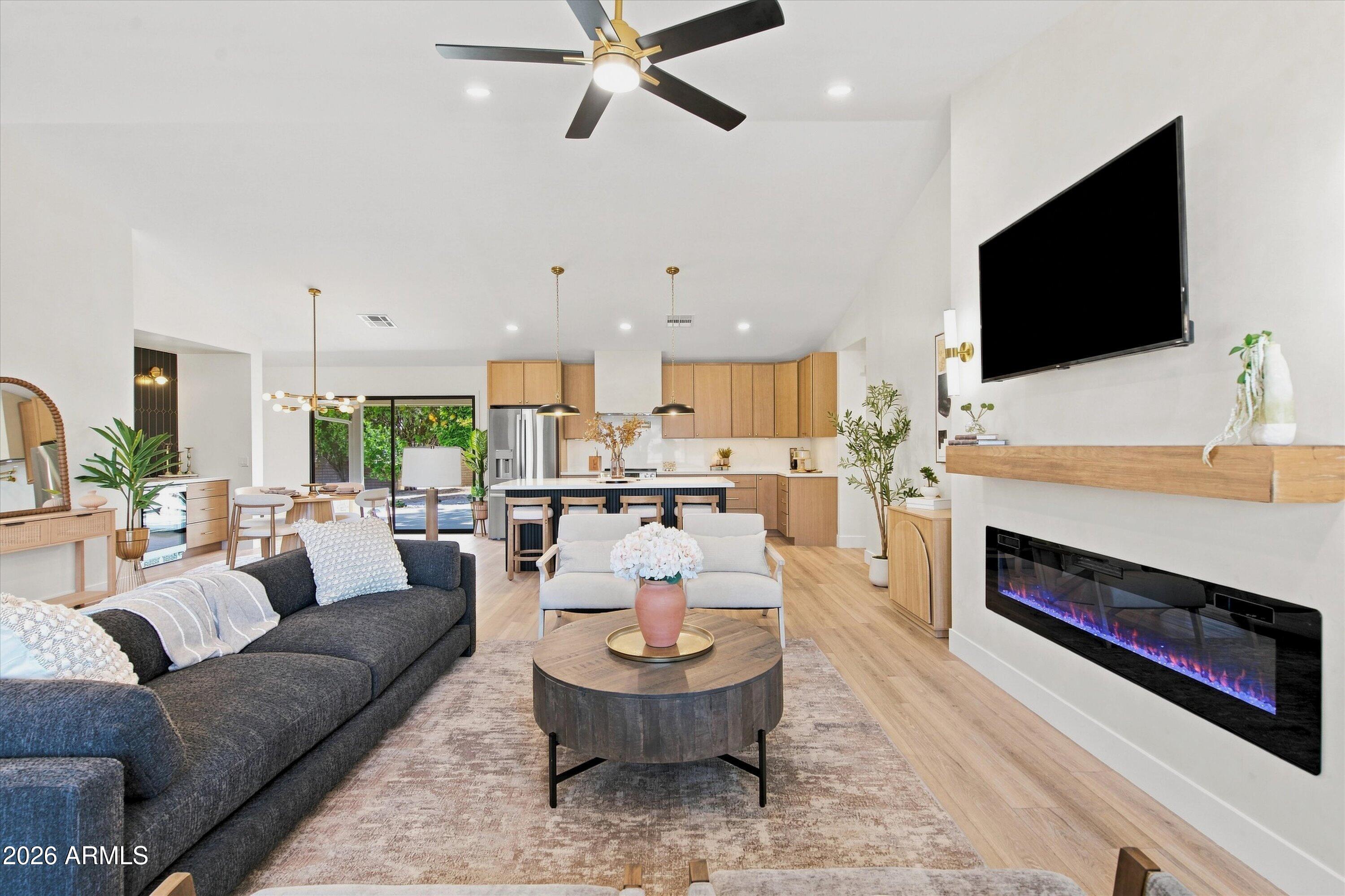 14623 W TRADING POST Drive, Sun City West, AZ 85375