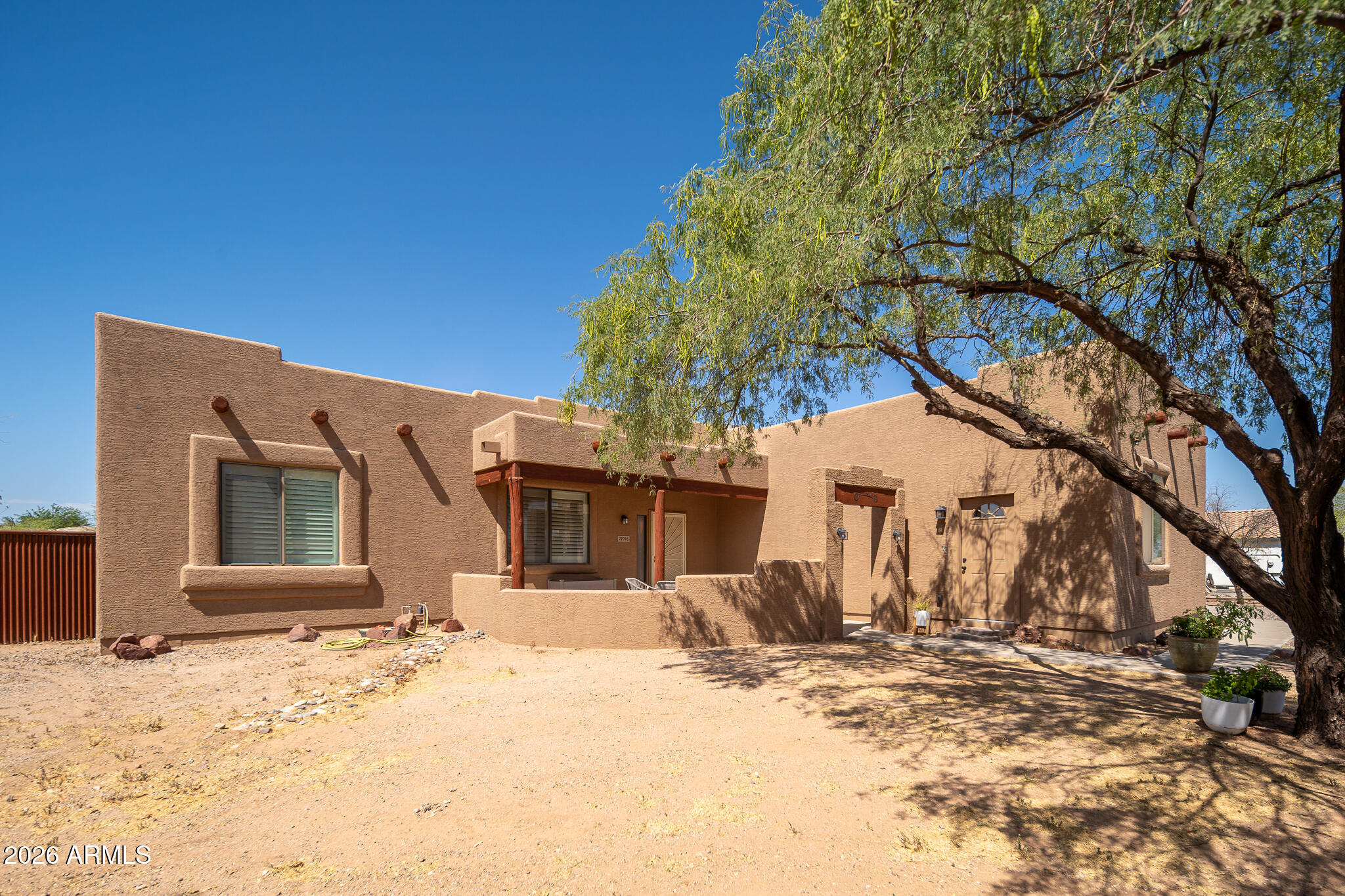 22016 W BEACON Lane, Wittmann, AZ 85361