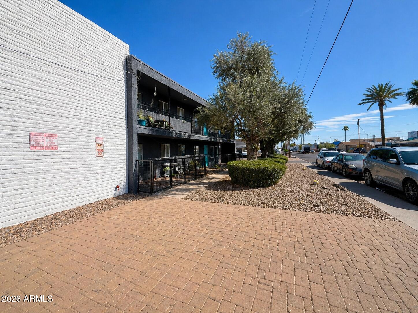 2919 N 38TH Street, Phoenix, AZ 85018