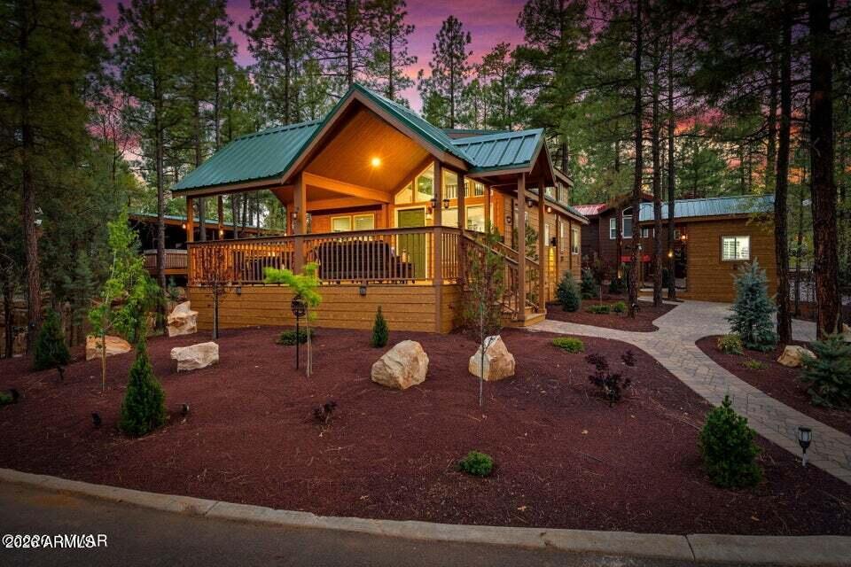 1961 E MT LODGE Drive, Show Low, AZ 85901