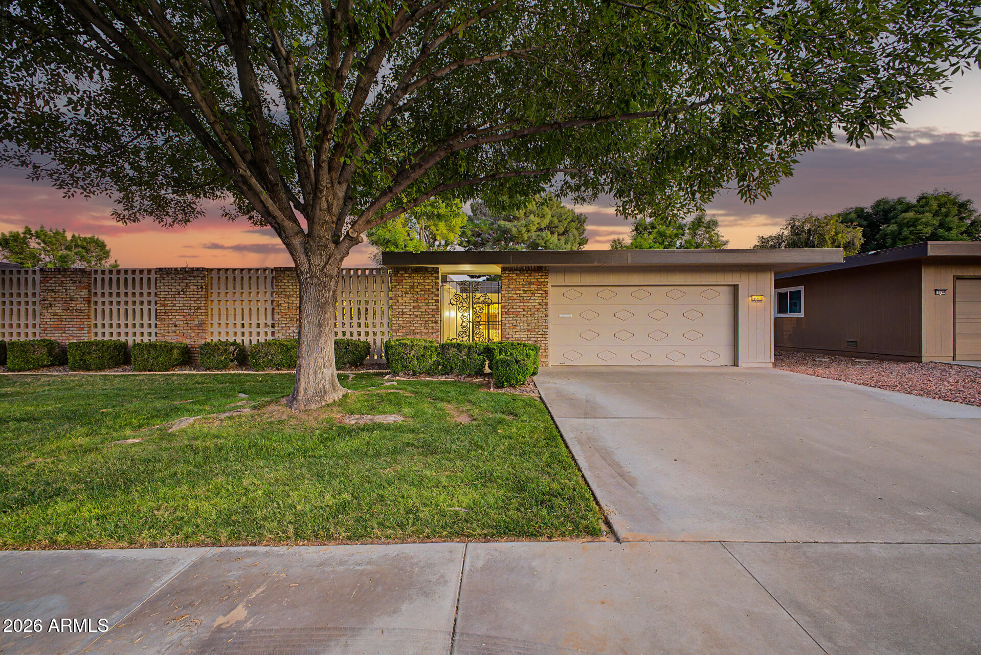 10345 W GARNETTE Drive, Sun City, AZ 85373