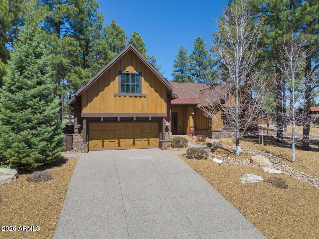 2724 S Birds of Prey Court, Flagstaff, AZ 86005