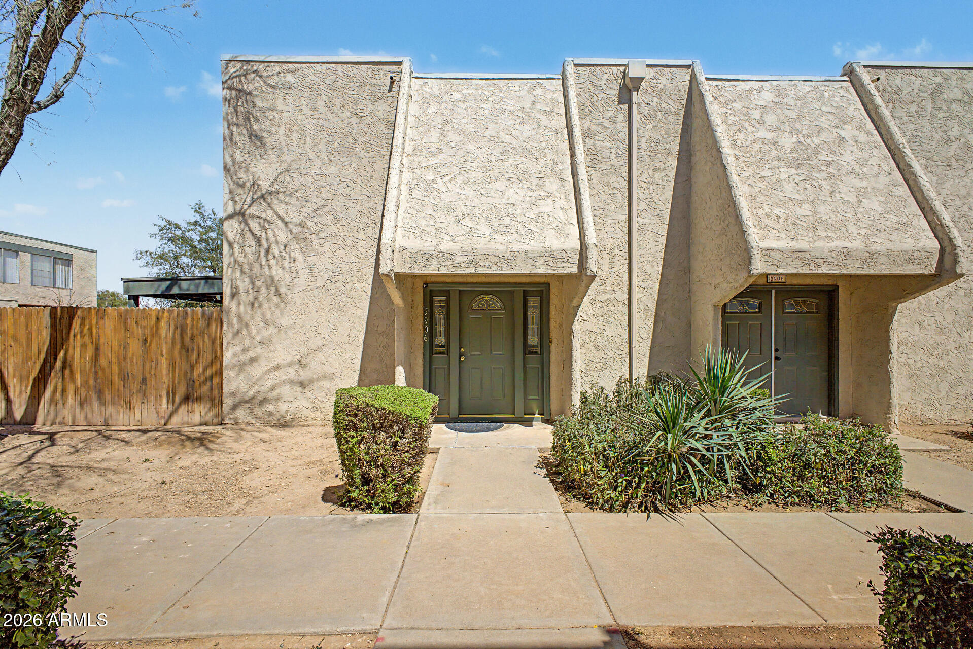 5906 W GOLDEN Lane, Glendale, AZ 85302
