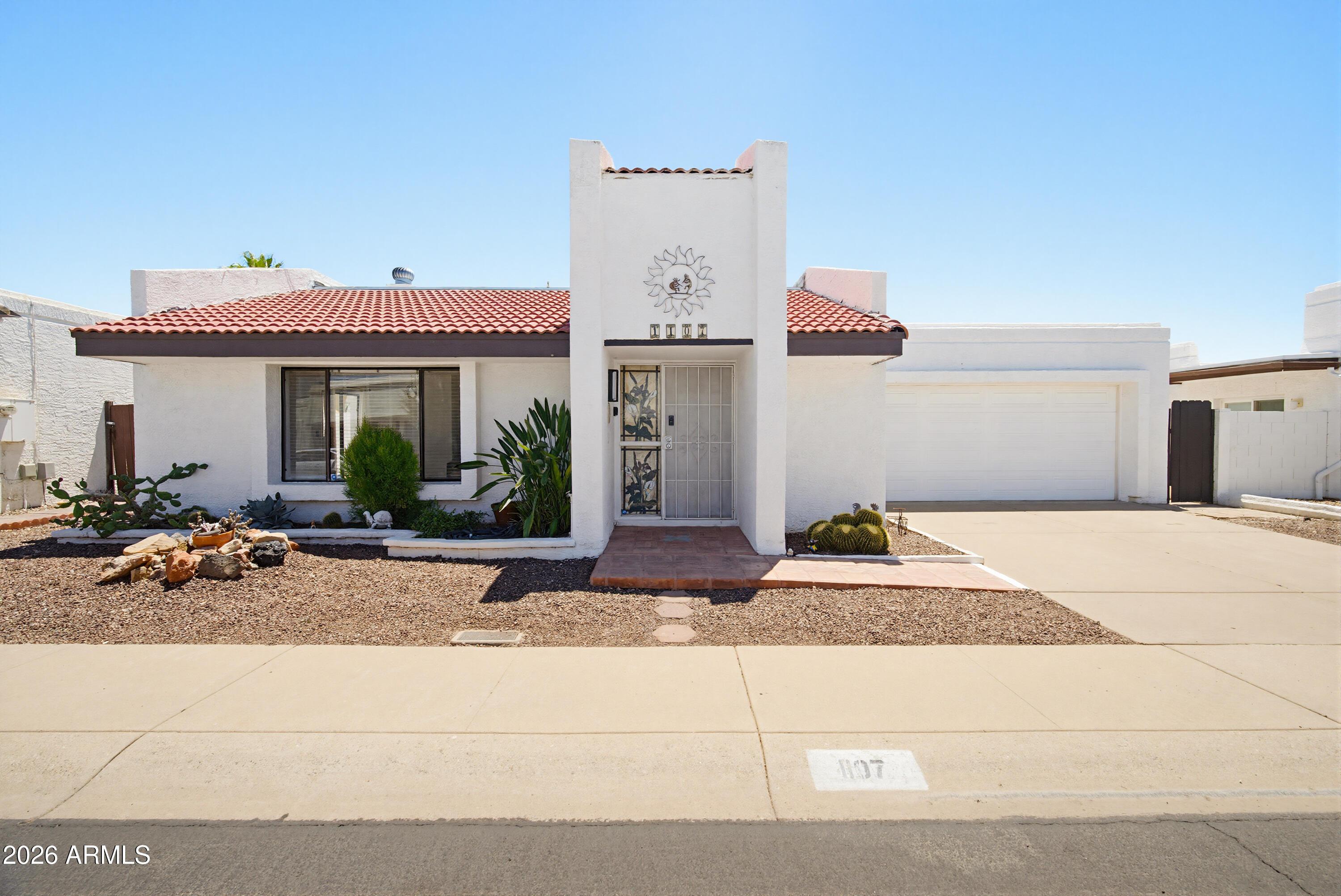 1107 E Michigan Avenue, Phoenix, AZ 85022