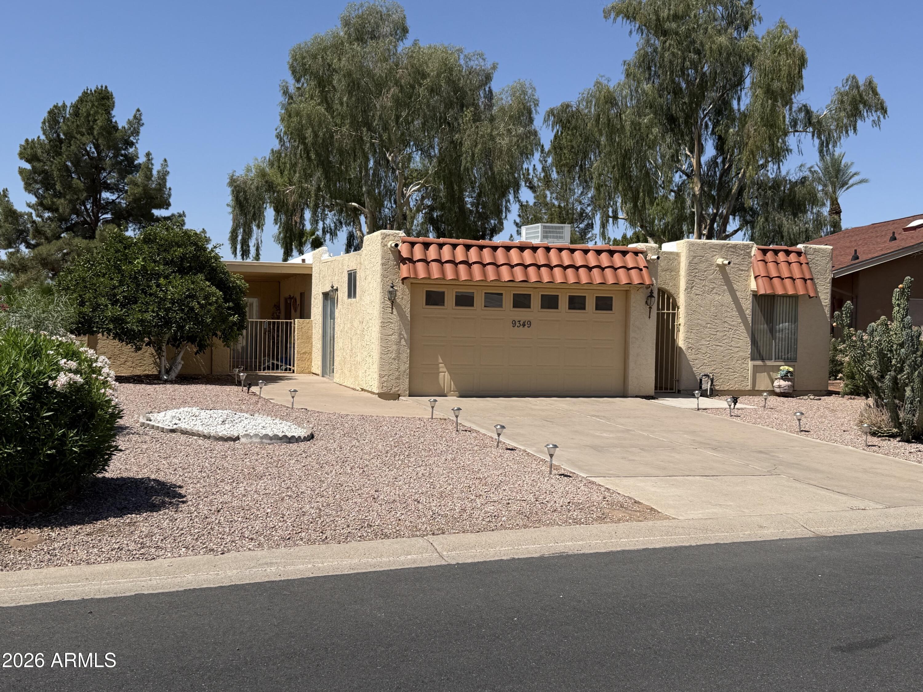9349 E PARKSIDE Drive, Sun Lakes, AZ 85248