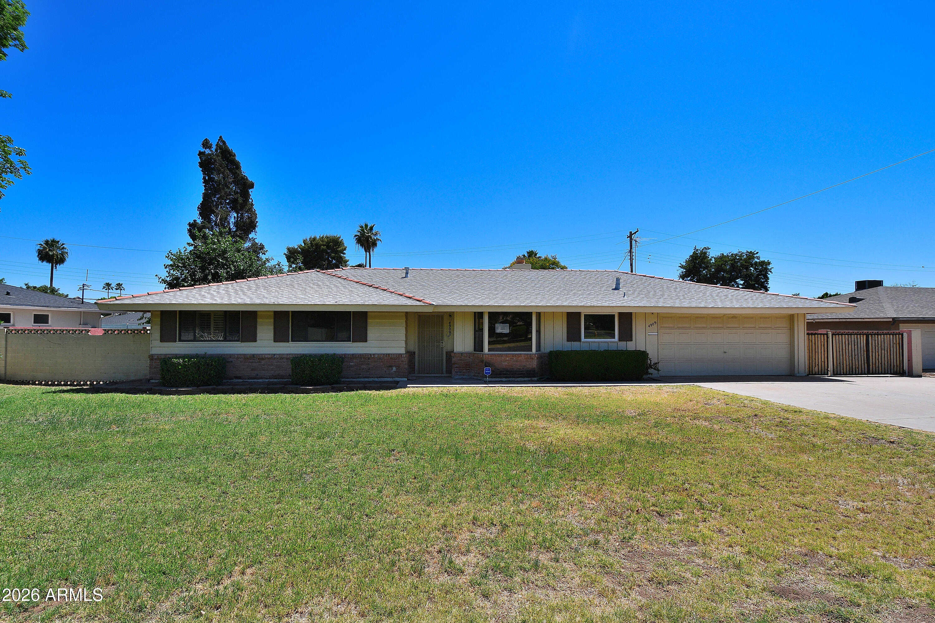 4909 E OSBORN Road, Phoenix, AZ 85018
