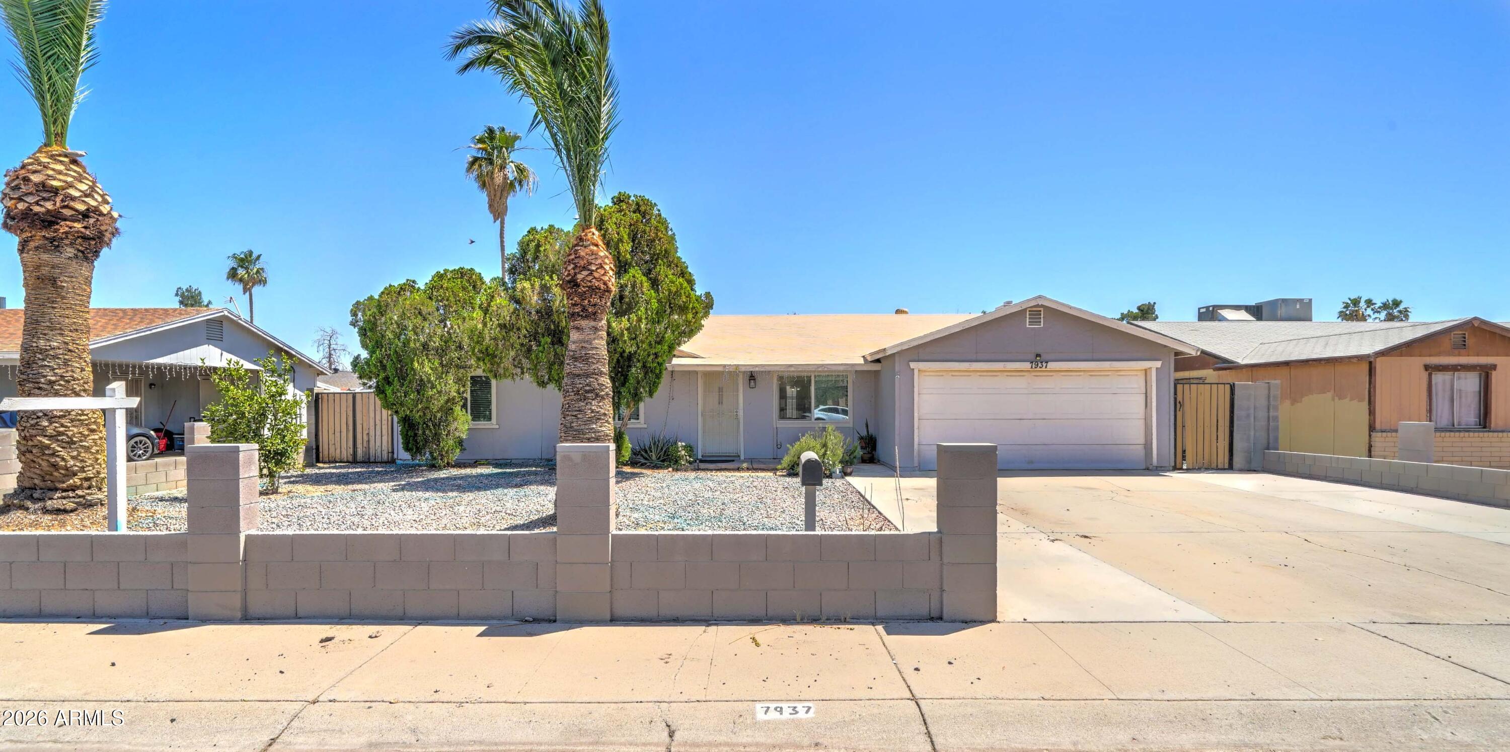 7937 W MEADOWBROOK Avenue, Phoenix, AZ 85033
