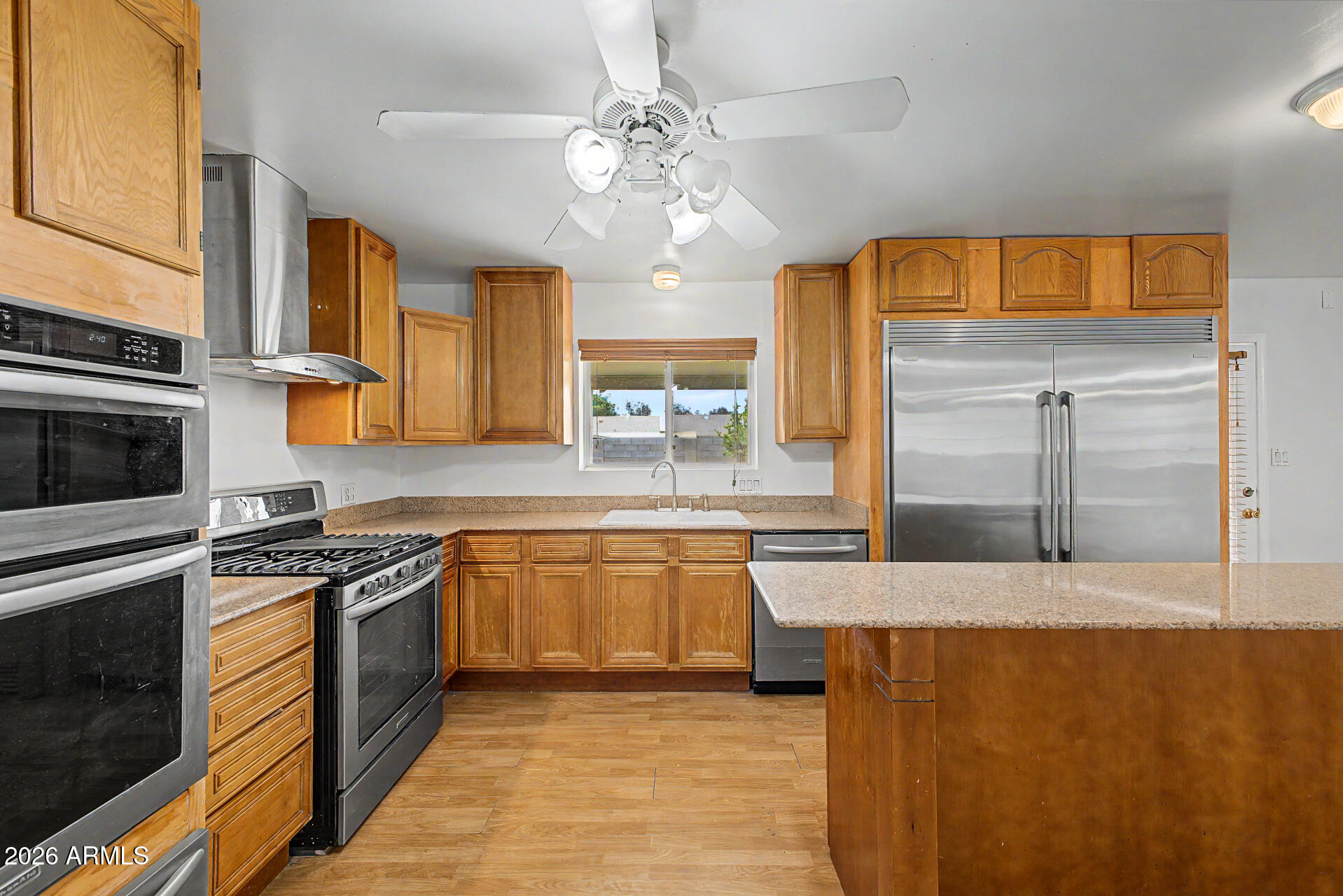 1043 W 5TH Street, Mesa, AZ 85201