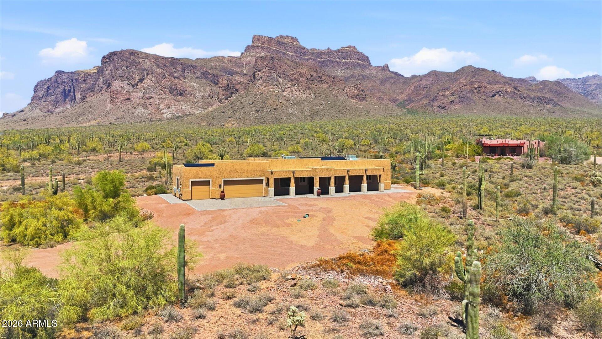 53 N La Barge Road, Apache Junction, AZ 85119