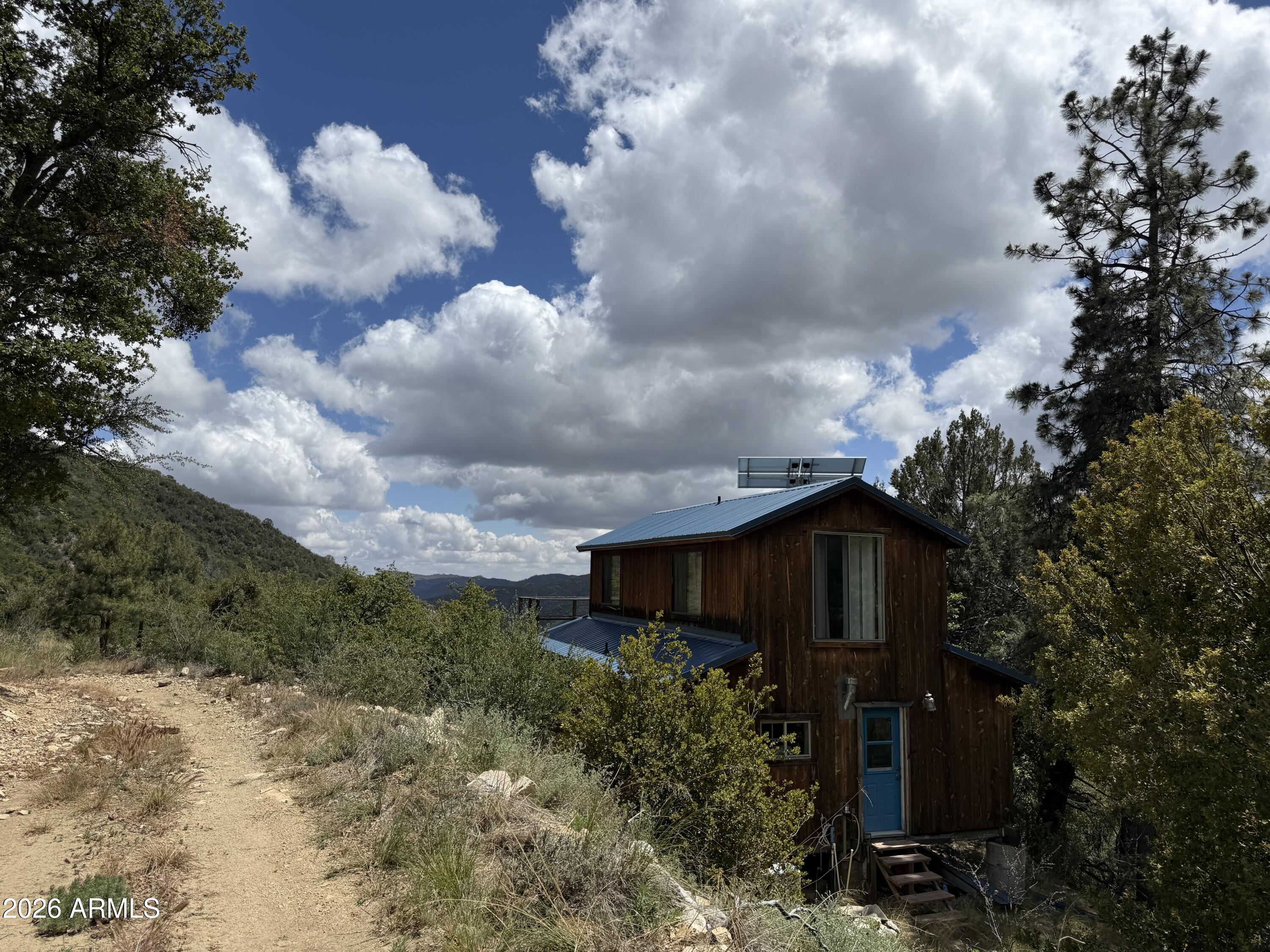22406 S EAGLE MINE Road, Crown King, AZ 86343