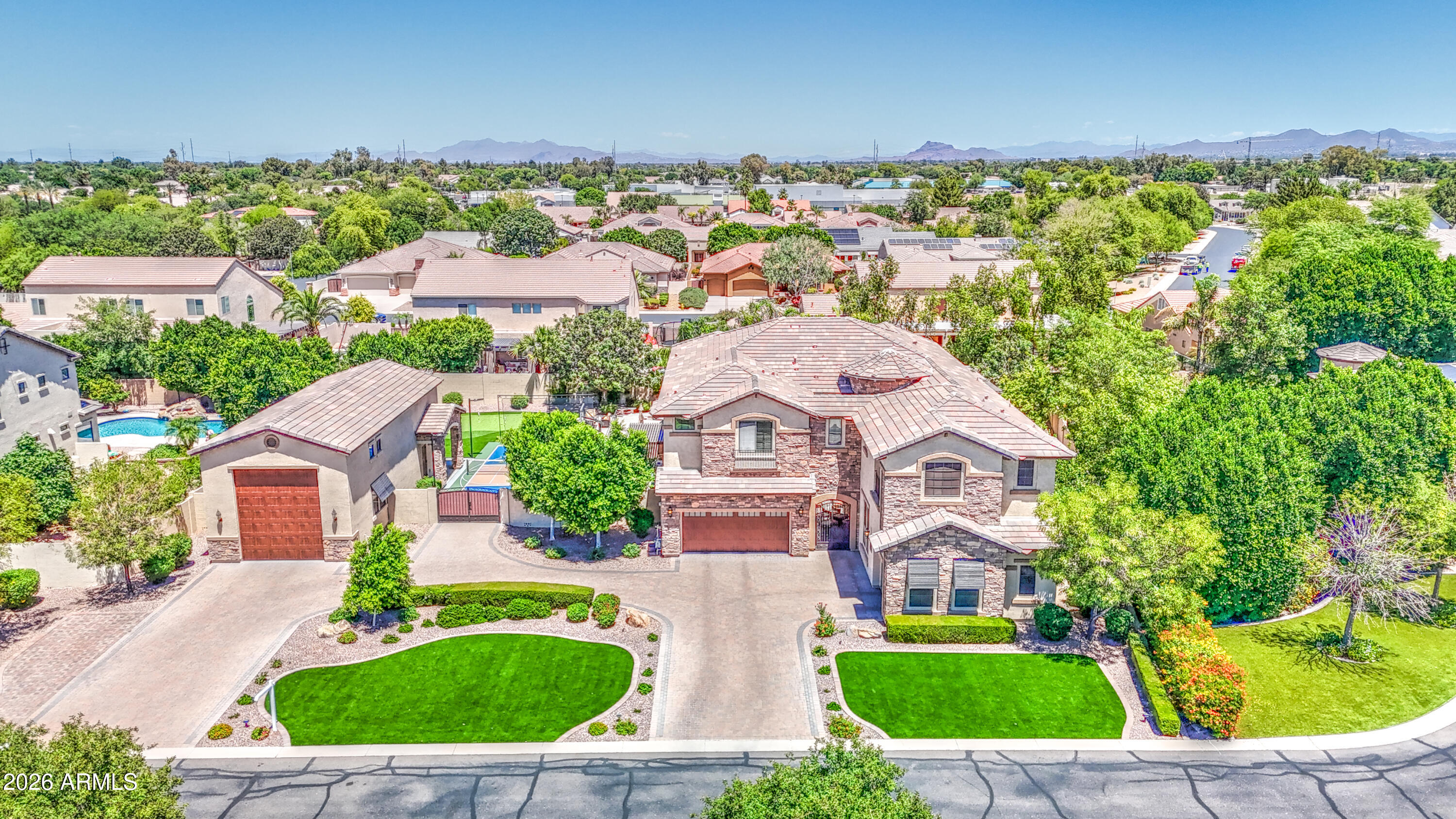 2468 E Amber Court, Gilbert, AZ 85296