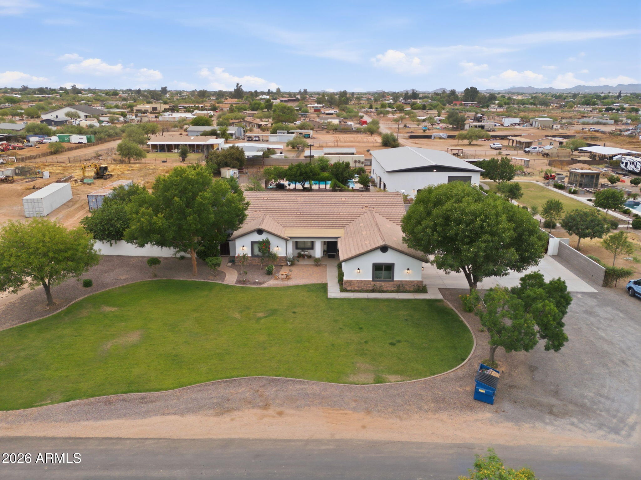 1251 E LOVELAND Lane, San Tan Valley, AZ 85140