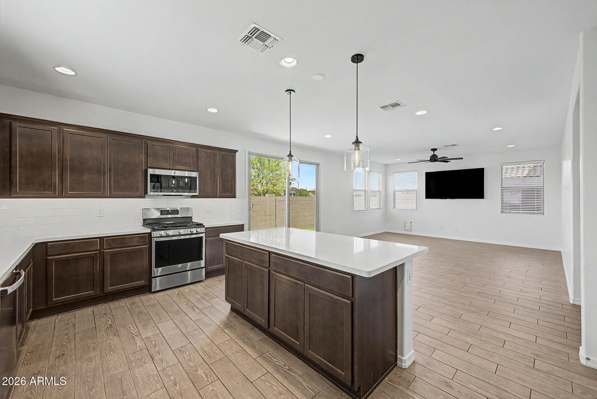 14116 W BRONCO Trail, Surprise, AZ 85387
