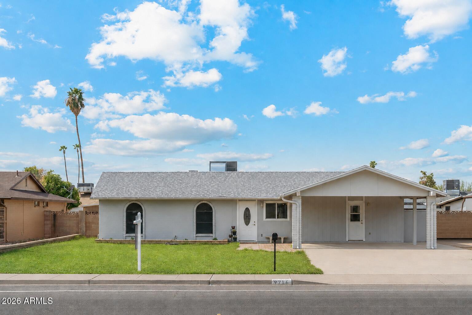 9716 N 55TH Avenue, Glendale, AZ 85302
