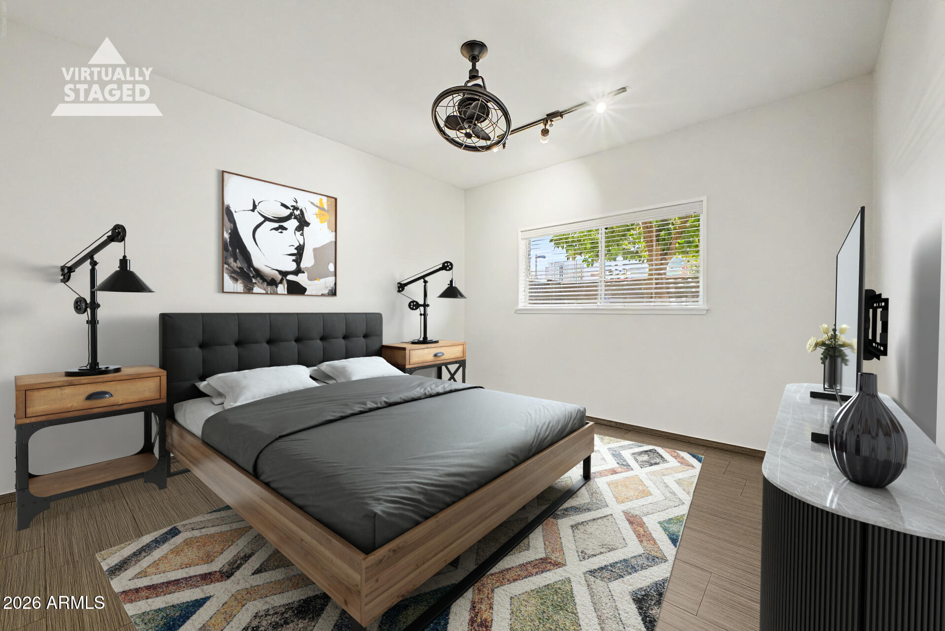 355 E THOMAS Road B106, Phoenix, AZ 85012