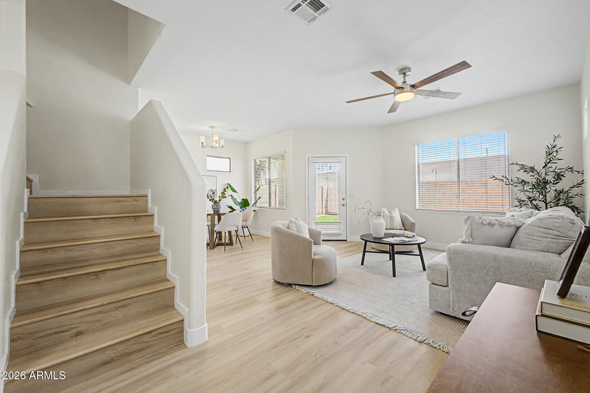 15821 N 35TH Lane, Phoenix, AZ 85053