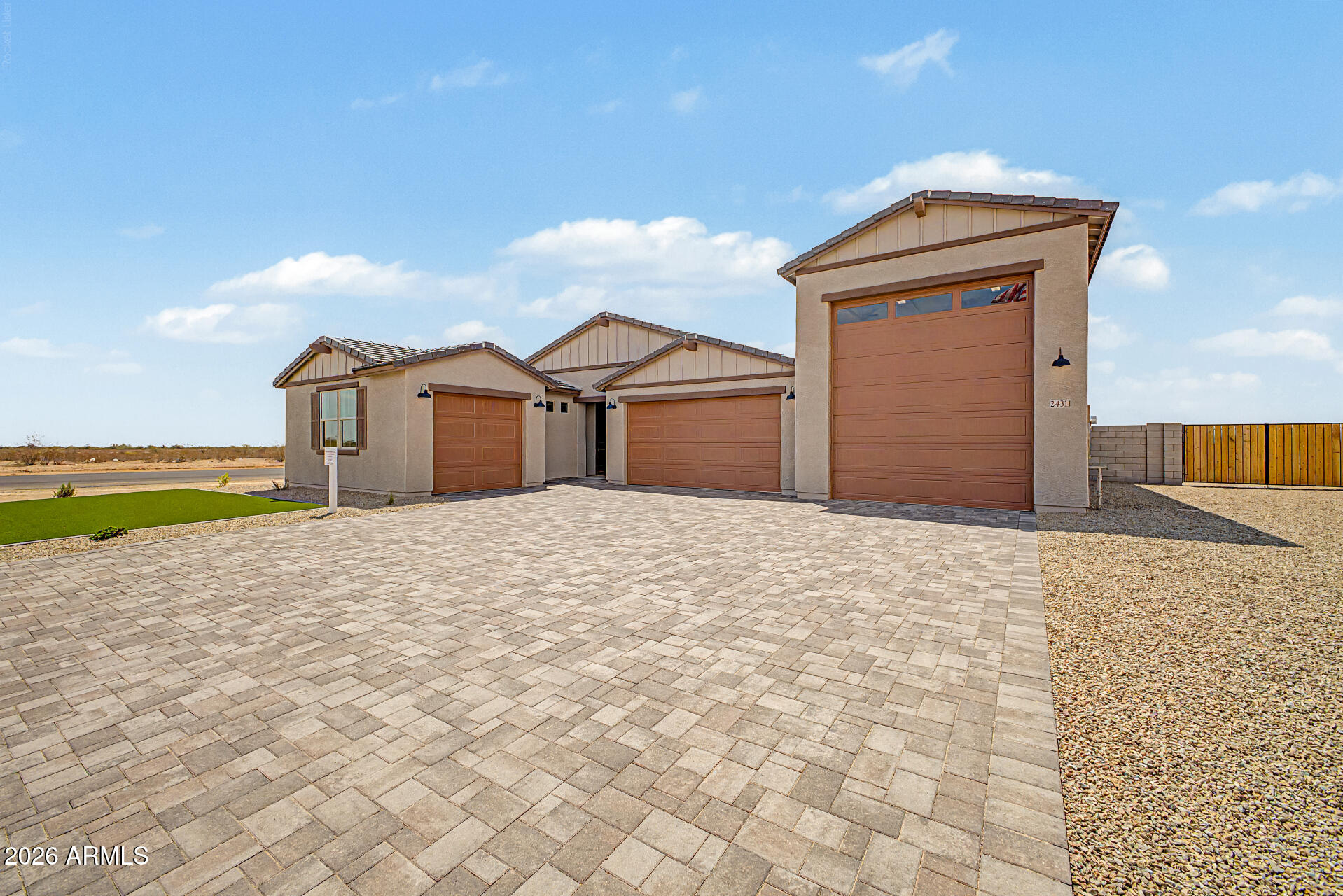 24311 W DUANE Lane, Wittmann, AZ 85361