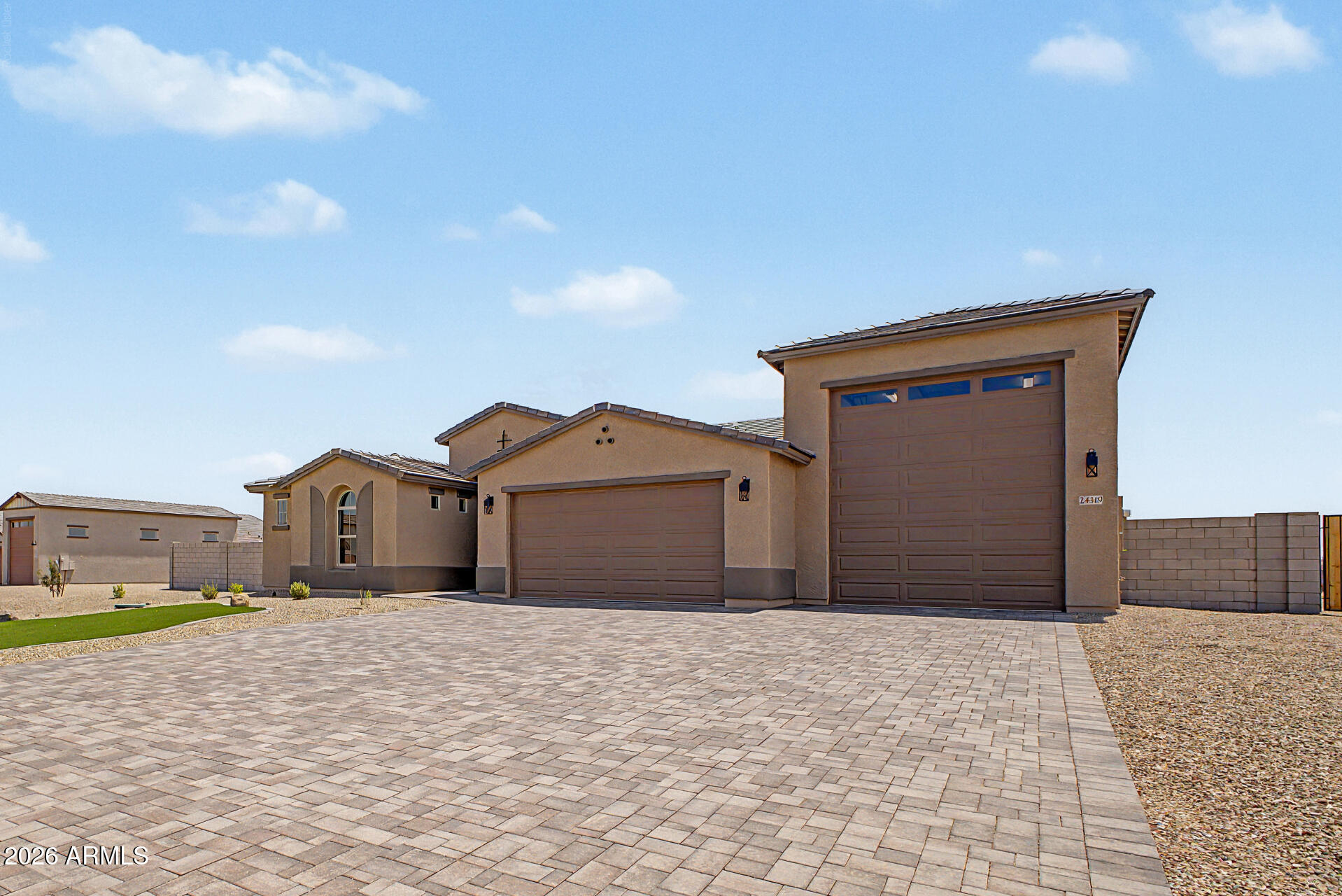 24319 W DUANE Lane, Wittmann, AZ 85361