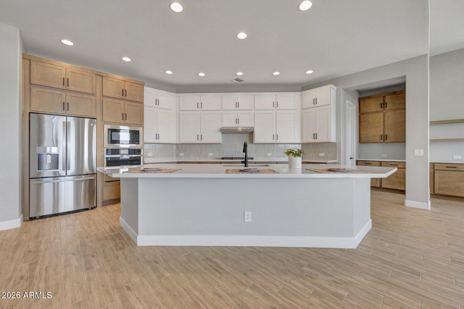 18915 W LAWRENCE Road, Waddell, AZ 85355