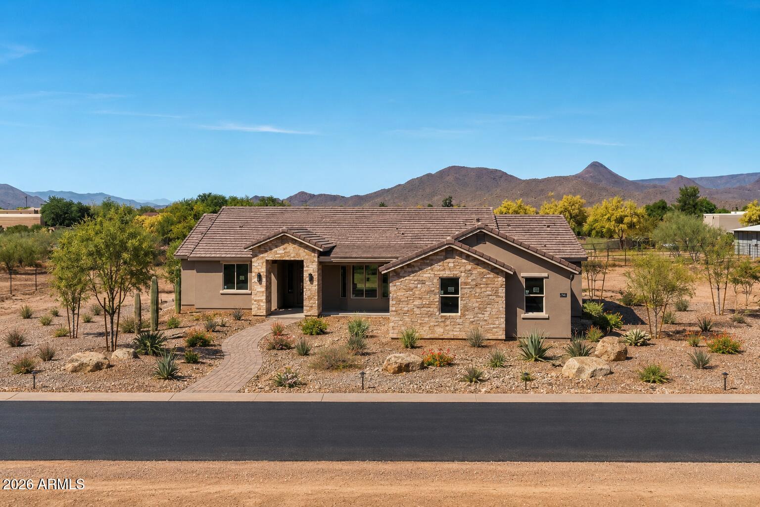 2009 W Lucky Lane, Queen Creek, AZ 85144