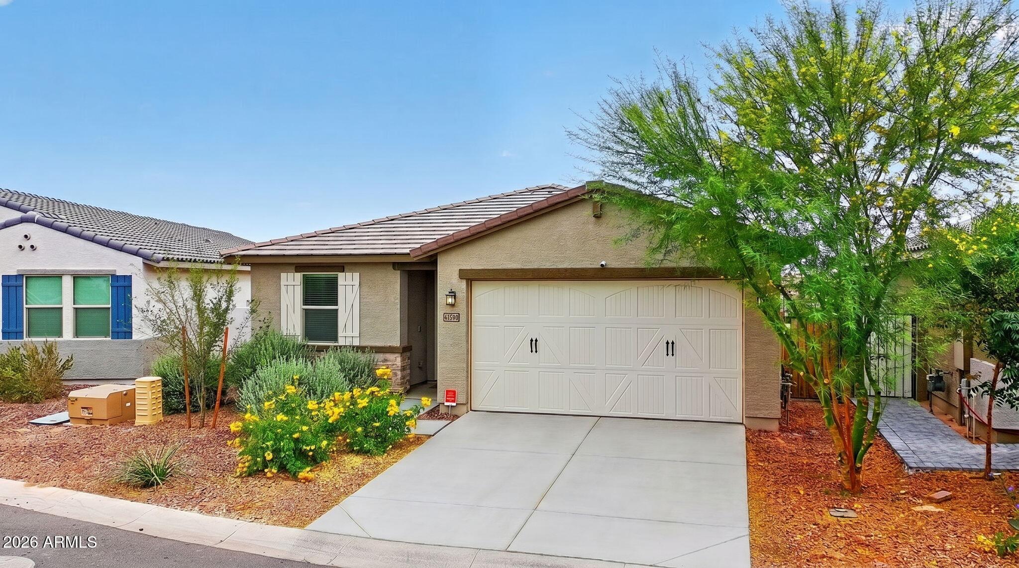 41590 W DUSTY CREEK Drive, Maricopa, AZ 85138