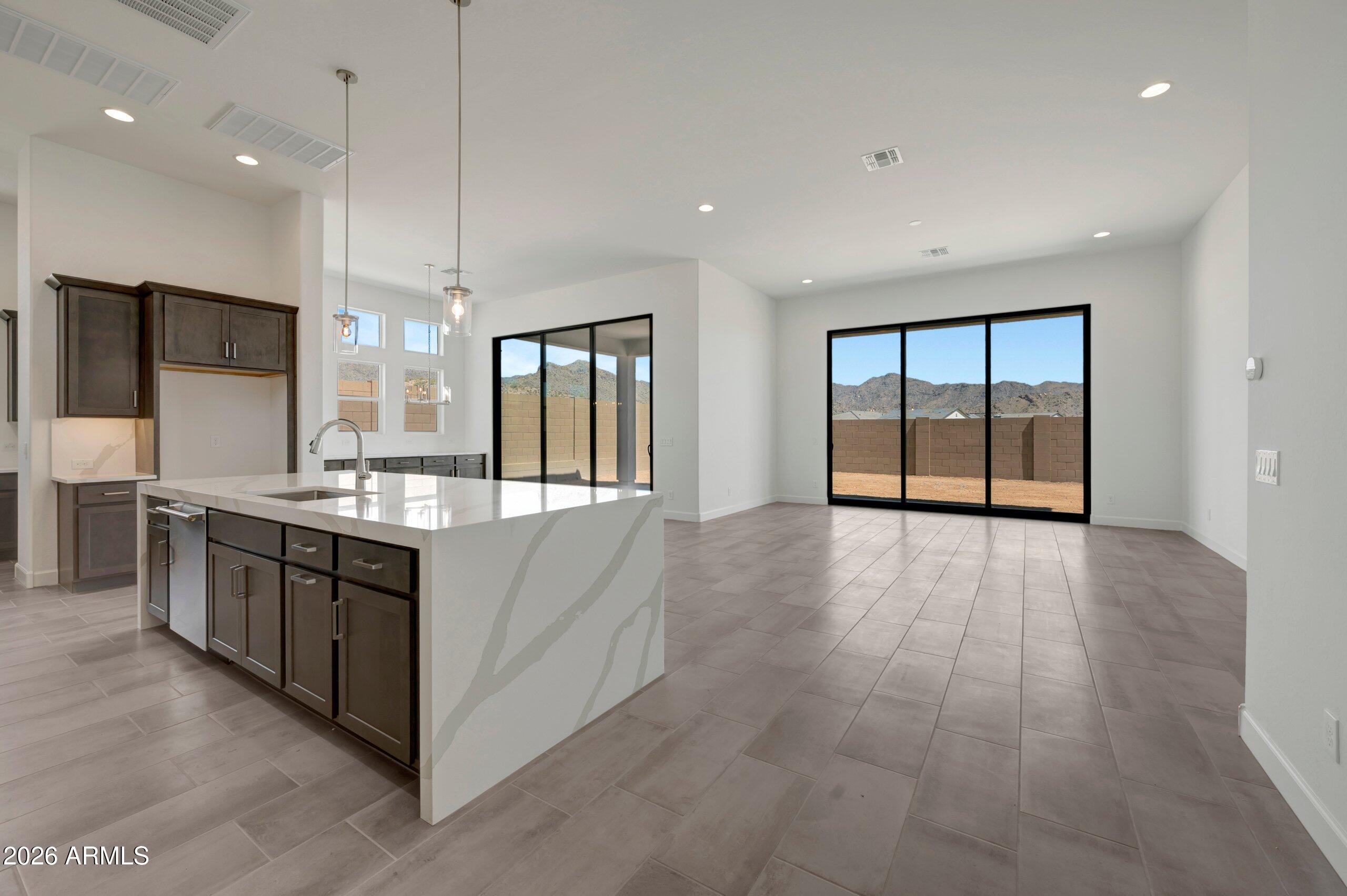 21672 W DEVONSHIRE Avenue, Buckeye, AZ 85396