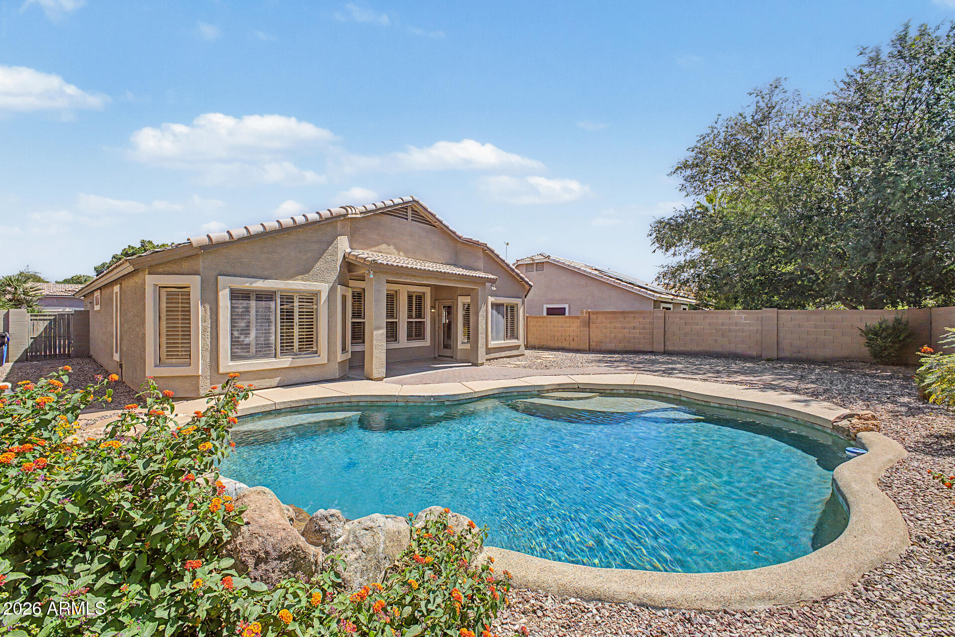 691 E EAGLE Lane, Gilbert, AZ 85296