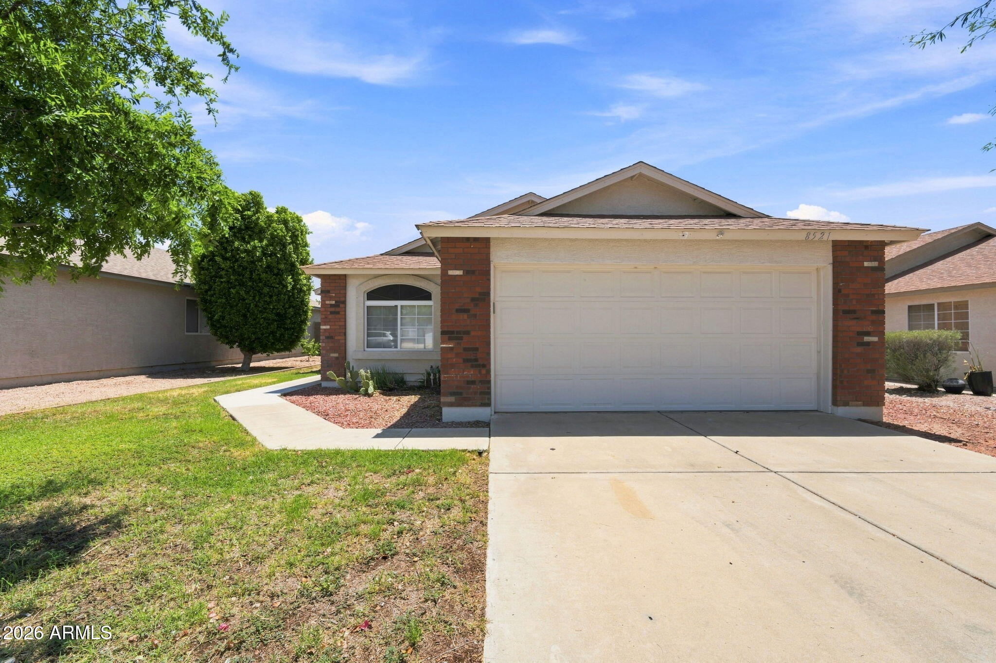 8521 E CLOVIS Avenue, Mesa, AZ 85208