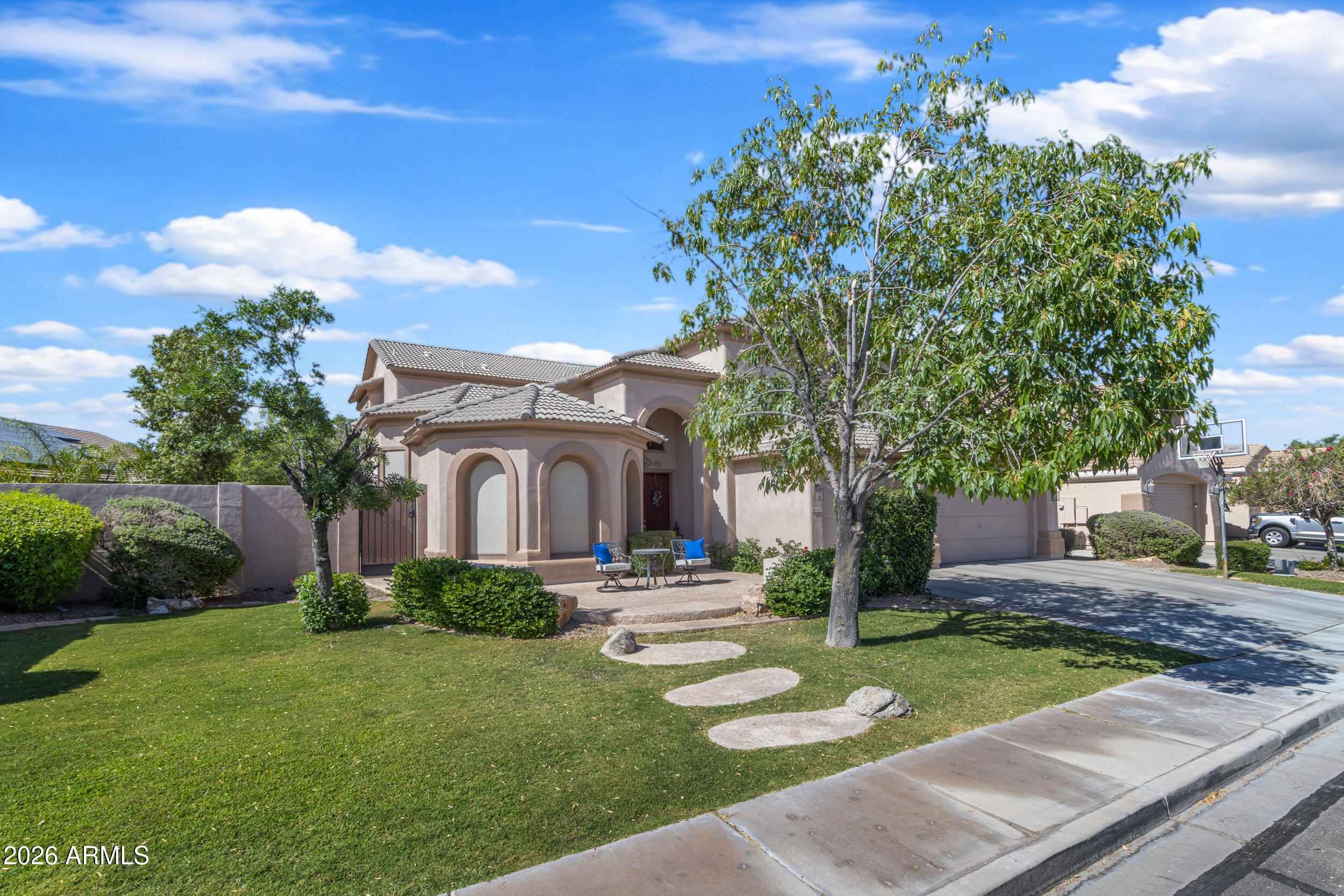 1542 E Jade Place, Chandler, AZ 85286