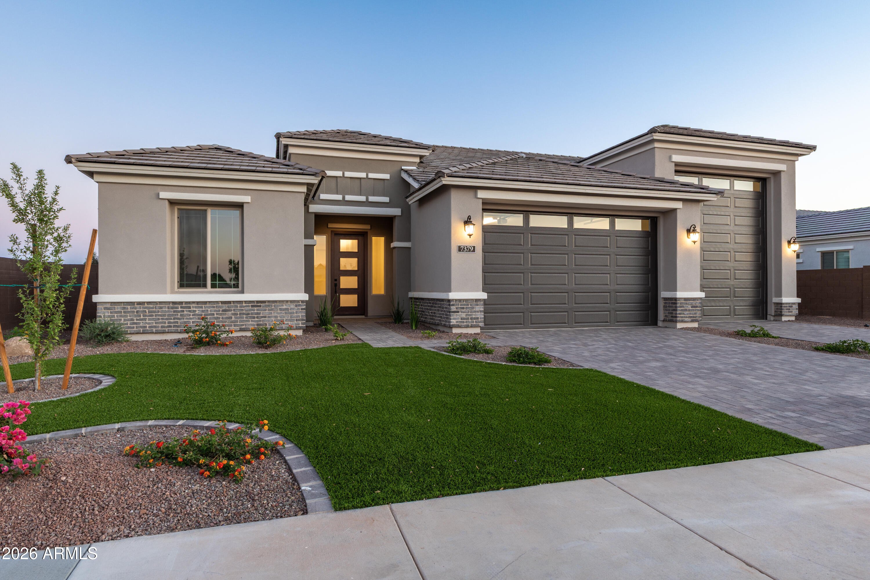 7379 W LISBON Lane, Peoria, AZ 85381