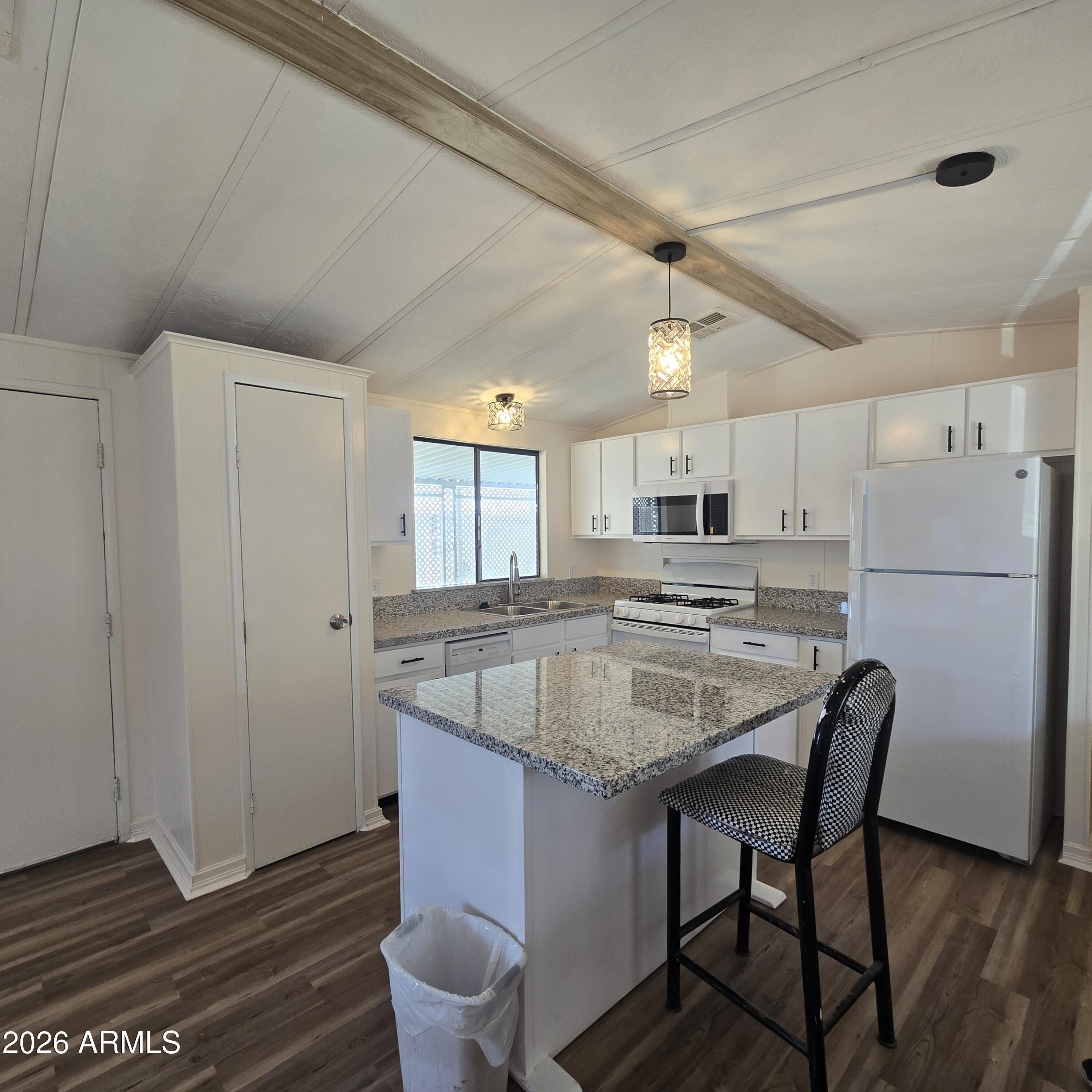 6942 W OLIVE Avenue 85, Peoria, AZ 85345