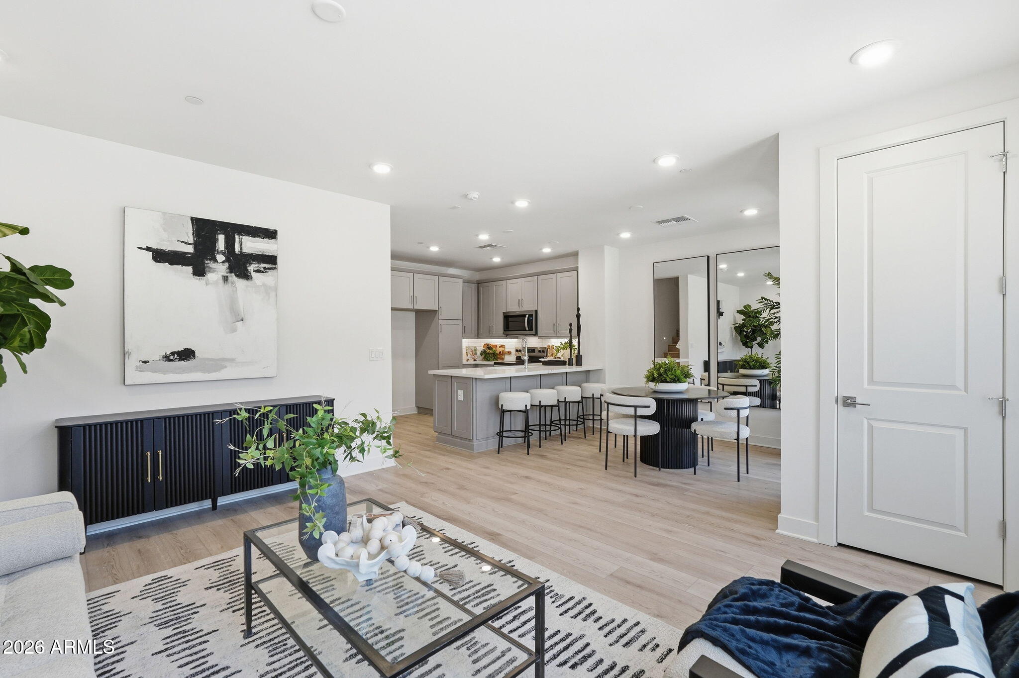 2121 W SONORAN DESERT Drive 156, Phoenix, AZ 85085