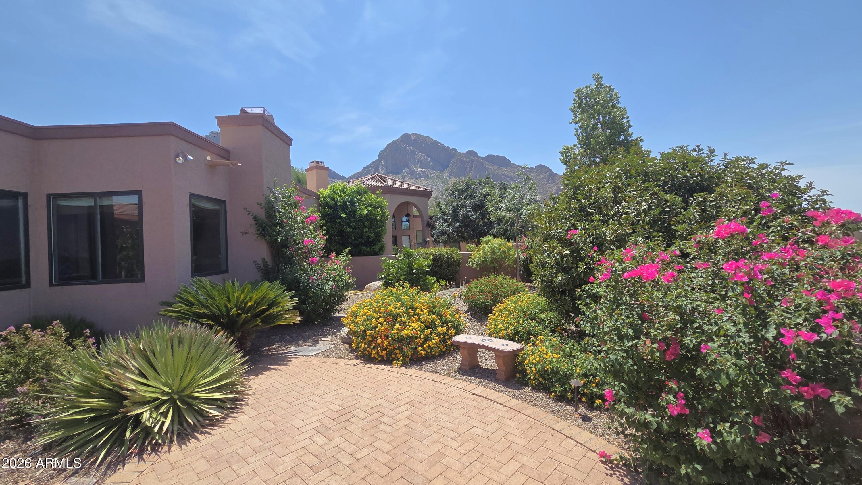 10255 N CARRISTO Drive, Tucson, AZ 85737