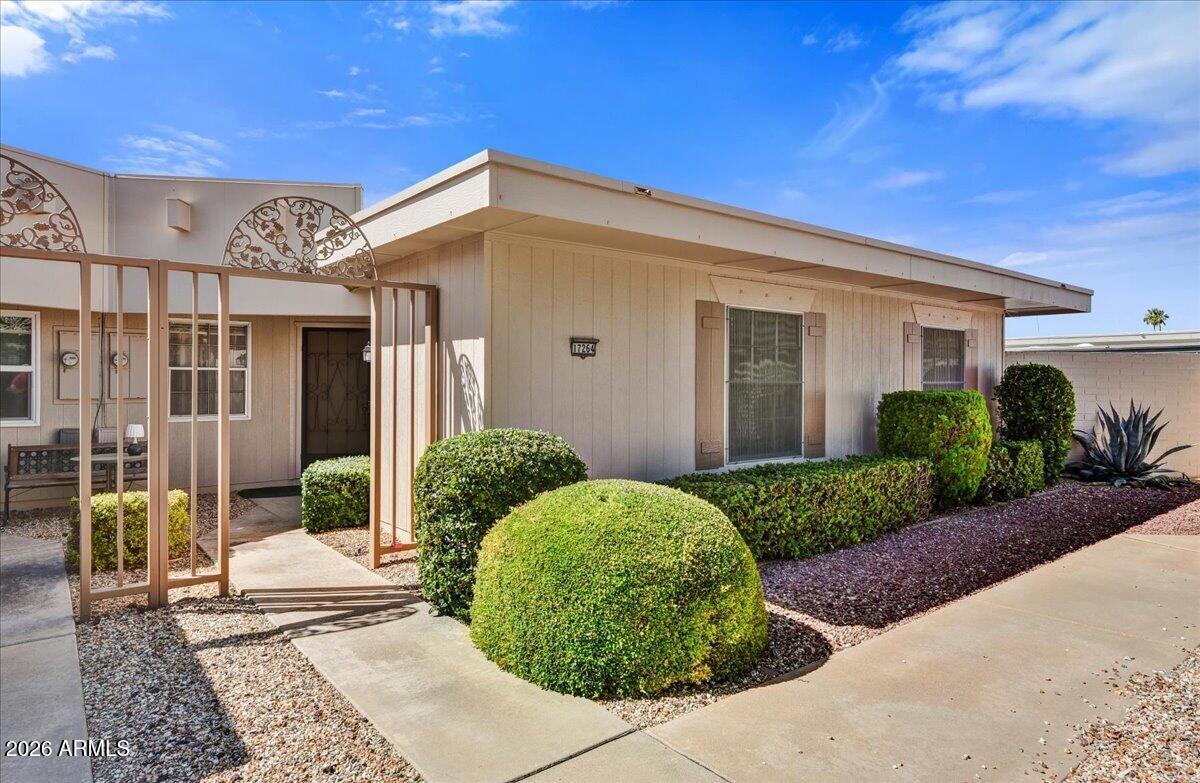17264 N 105TH Avenue, Sun City, AZ 85373
