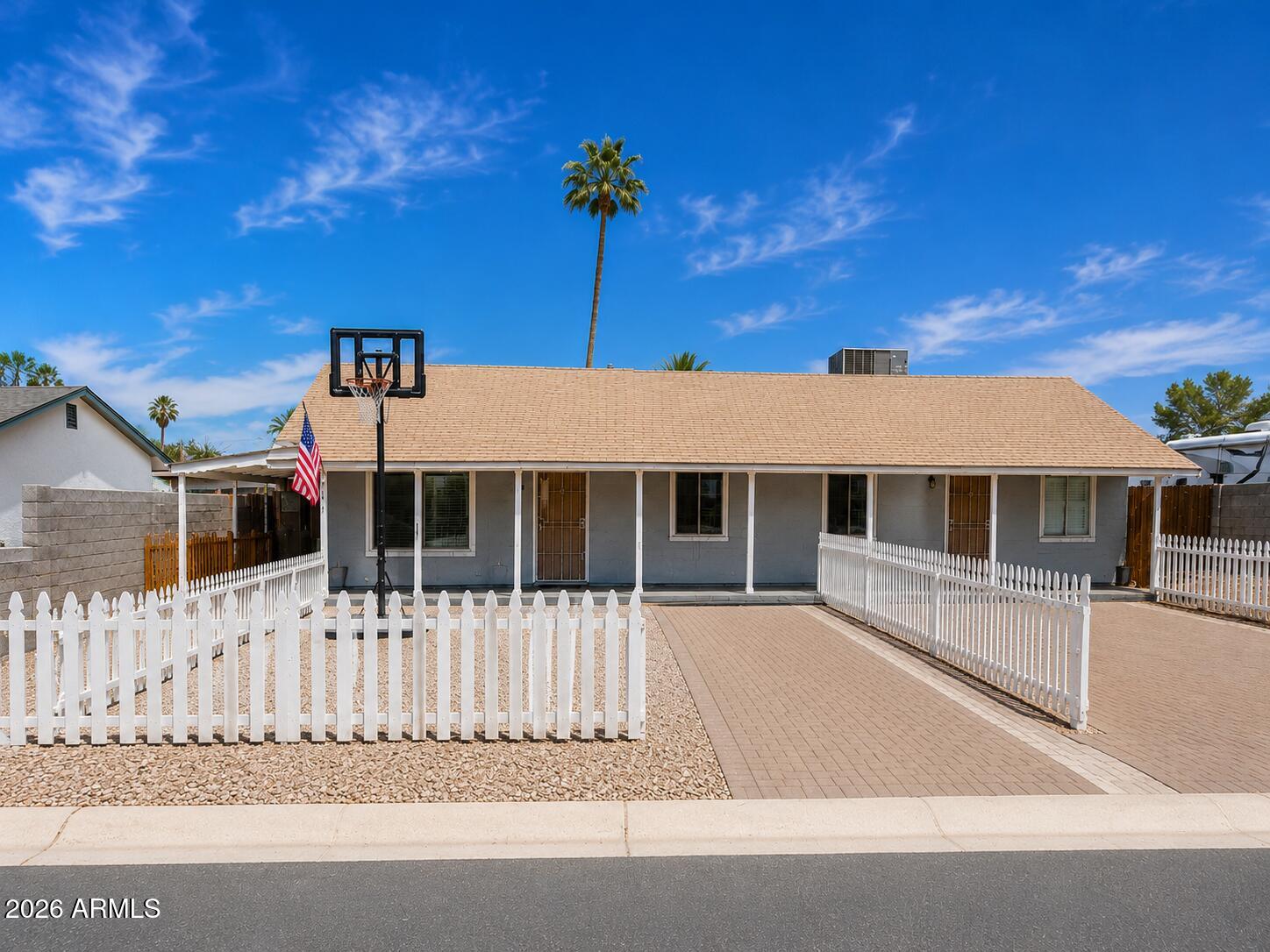 1812 N 31ST Place, Phoenix, AZ 85008