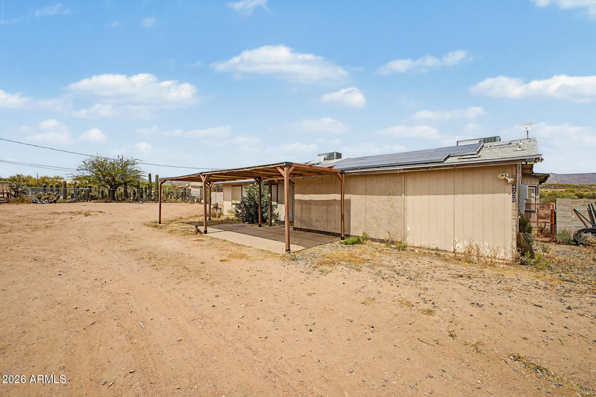 47205 N New River Road, New River, AZ 85087