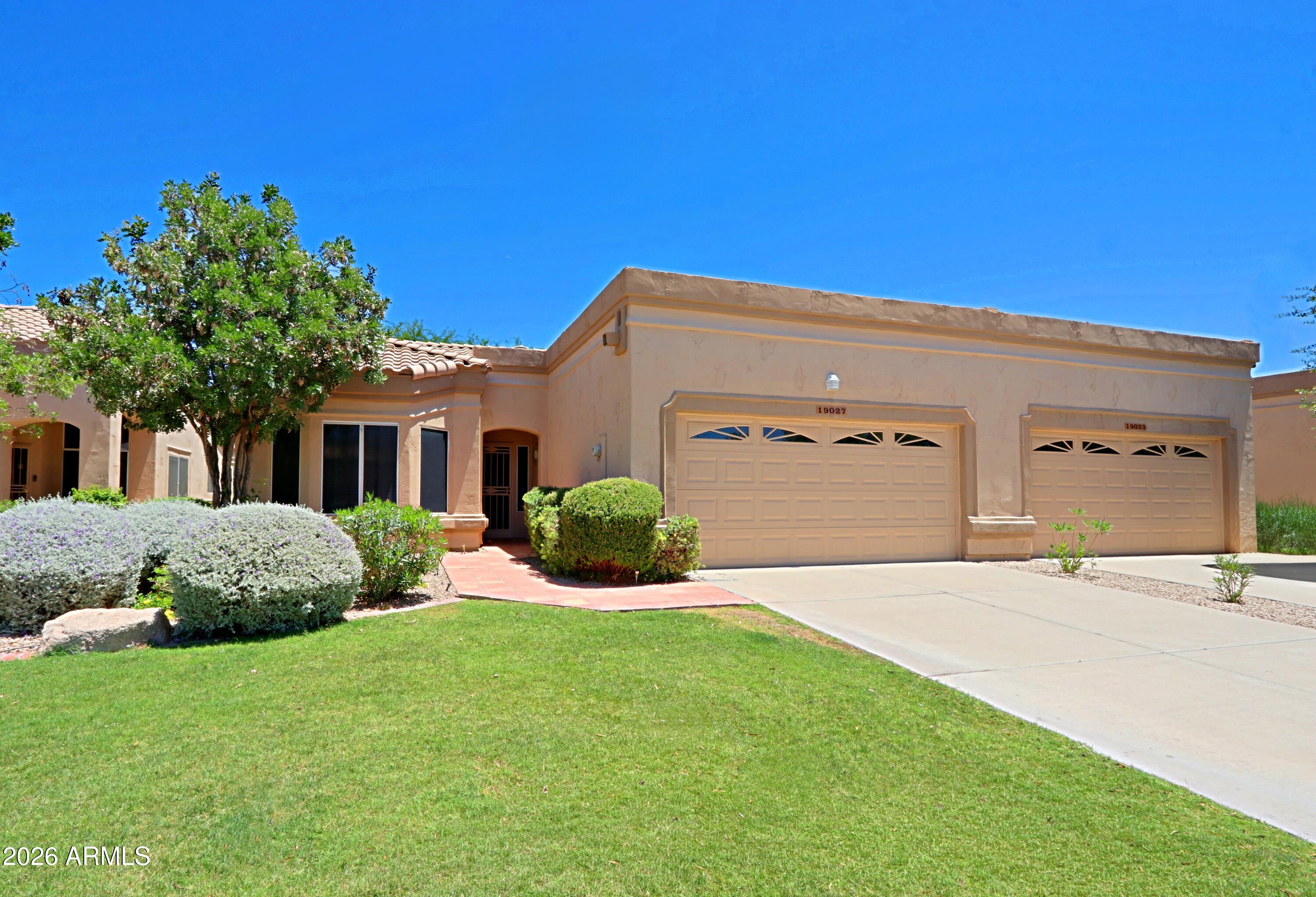 19027 N 83RD Lane, Peoria, AZ 85382