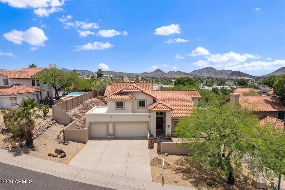 1221 E CLAIRE Drive, Phoenix, AZ 85022