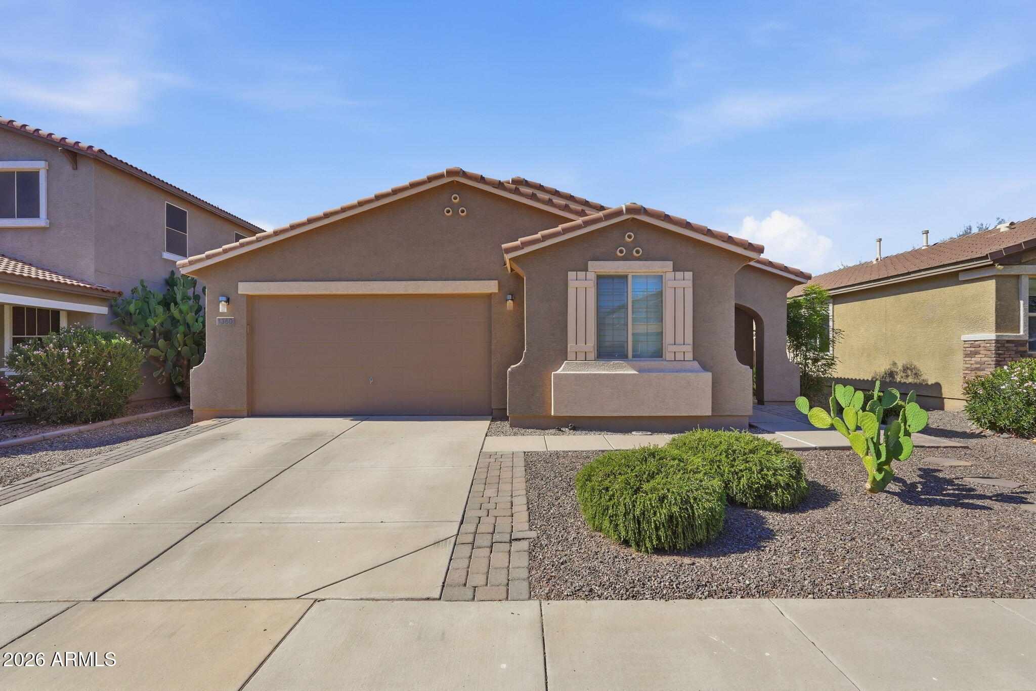 1360 E SUGEY Court, San Tan Valley, AZ 85143