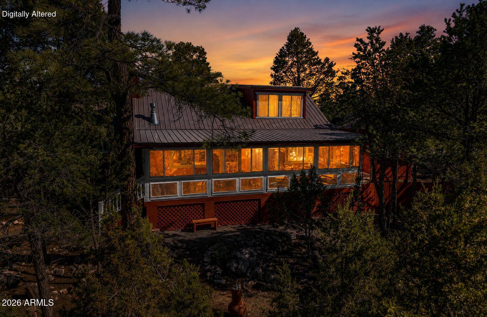 3370 TURKEY Run, Overgaard, AZ 85933