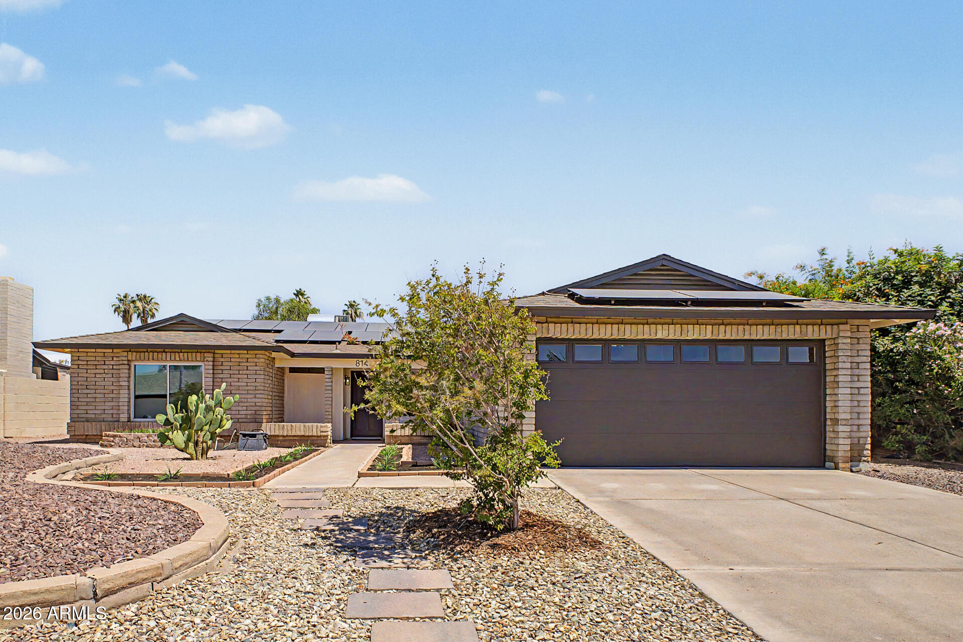 814 E CHILTON Drive, Tempe, AZ 85283