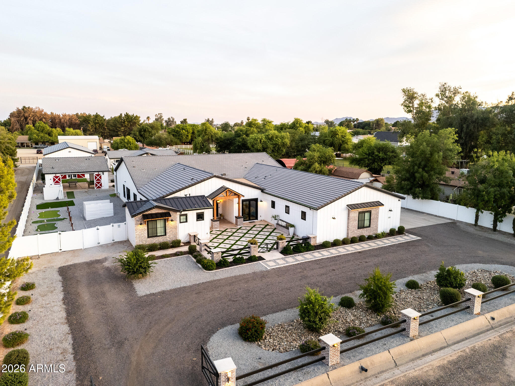 17337 W PEORIA Avenue, Waddell, AZ 85355