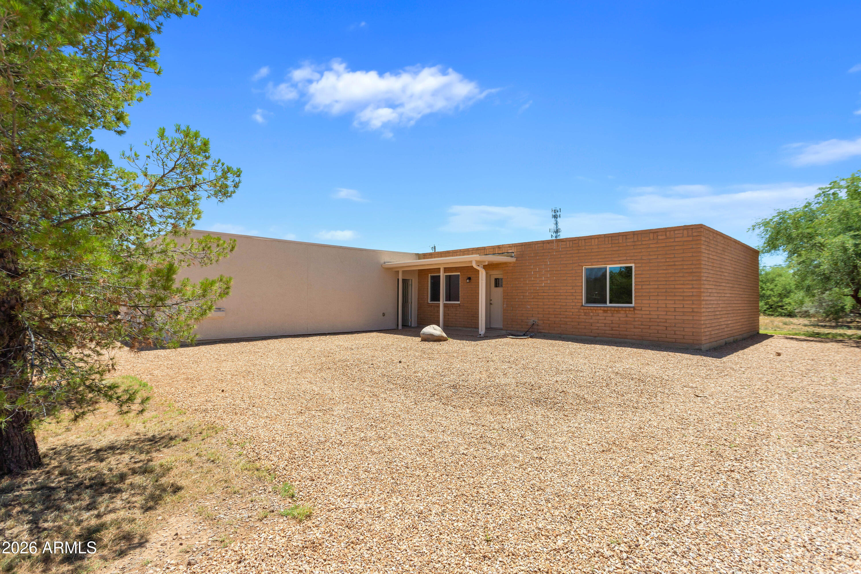 2061 N LAUREL Place, Huachuca City, AZ 85616