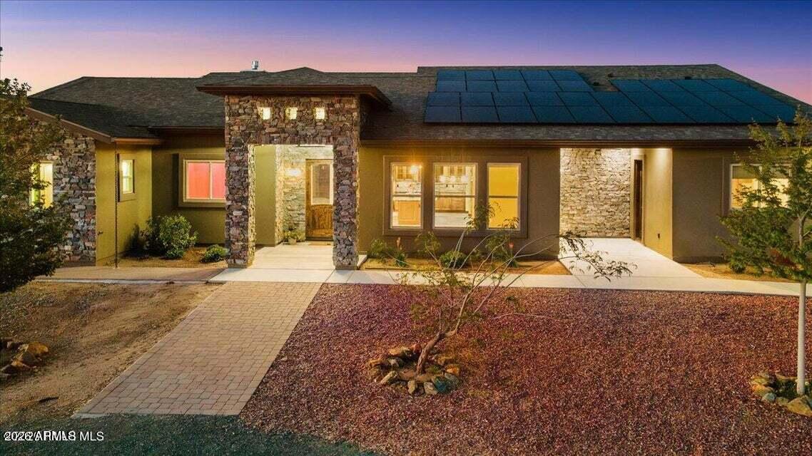 187 S ROAD 1, Chino Valley, AZ 86323
