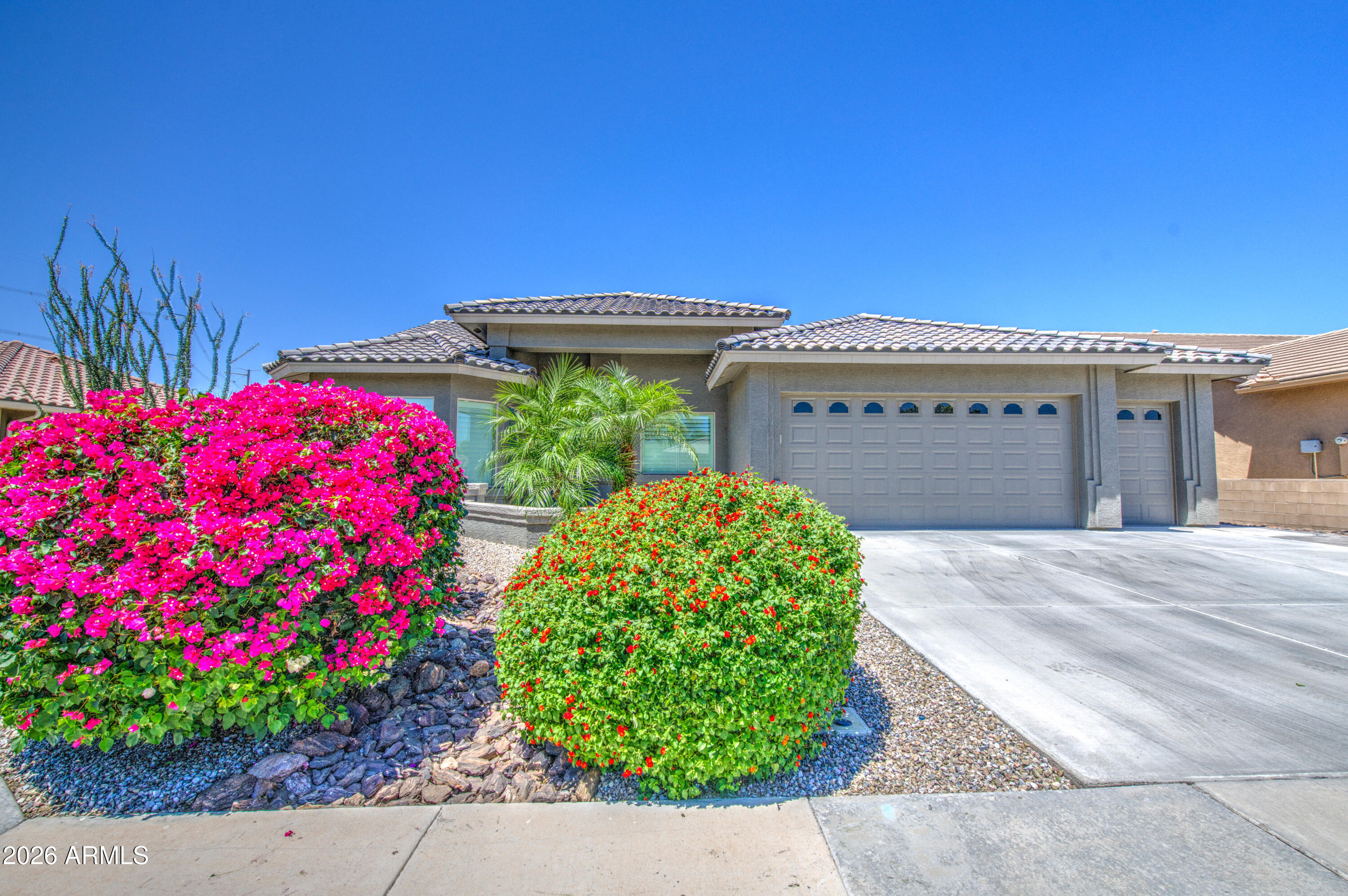 3026 S Willow Wood, Mesa, AZ 85212