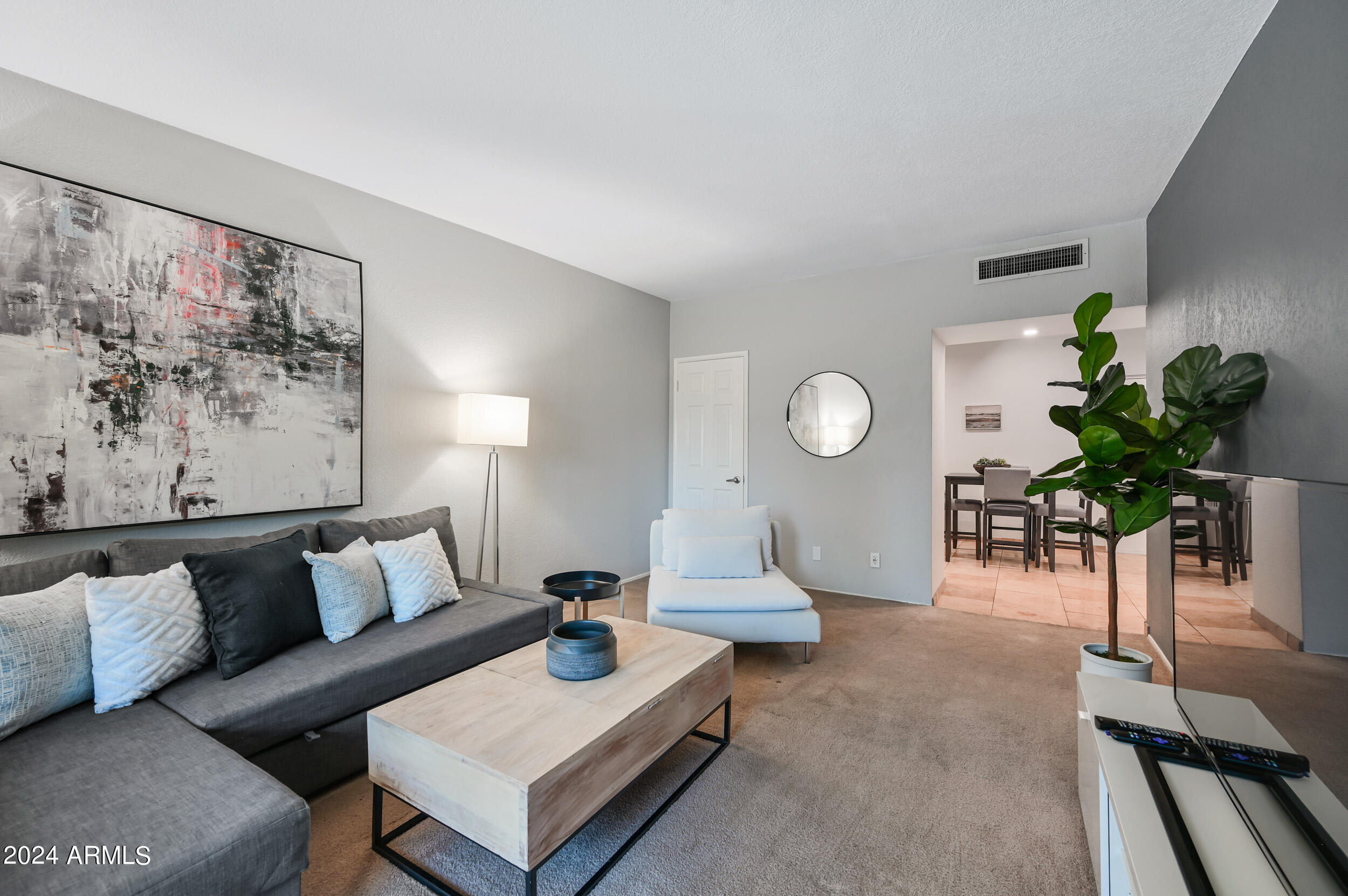 357 E THOMAS Road A208, Phoenix, AZ 85012