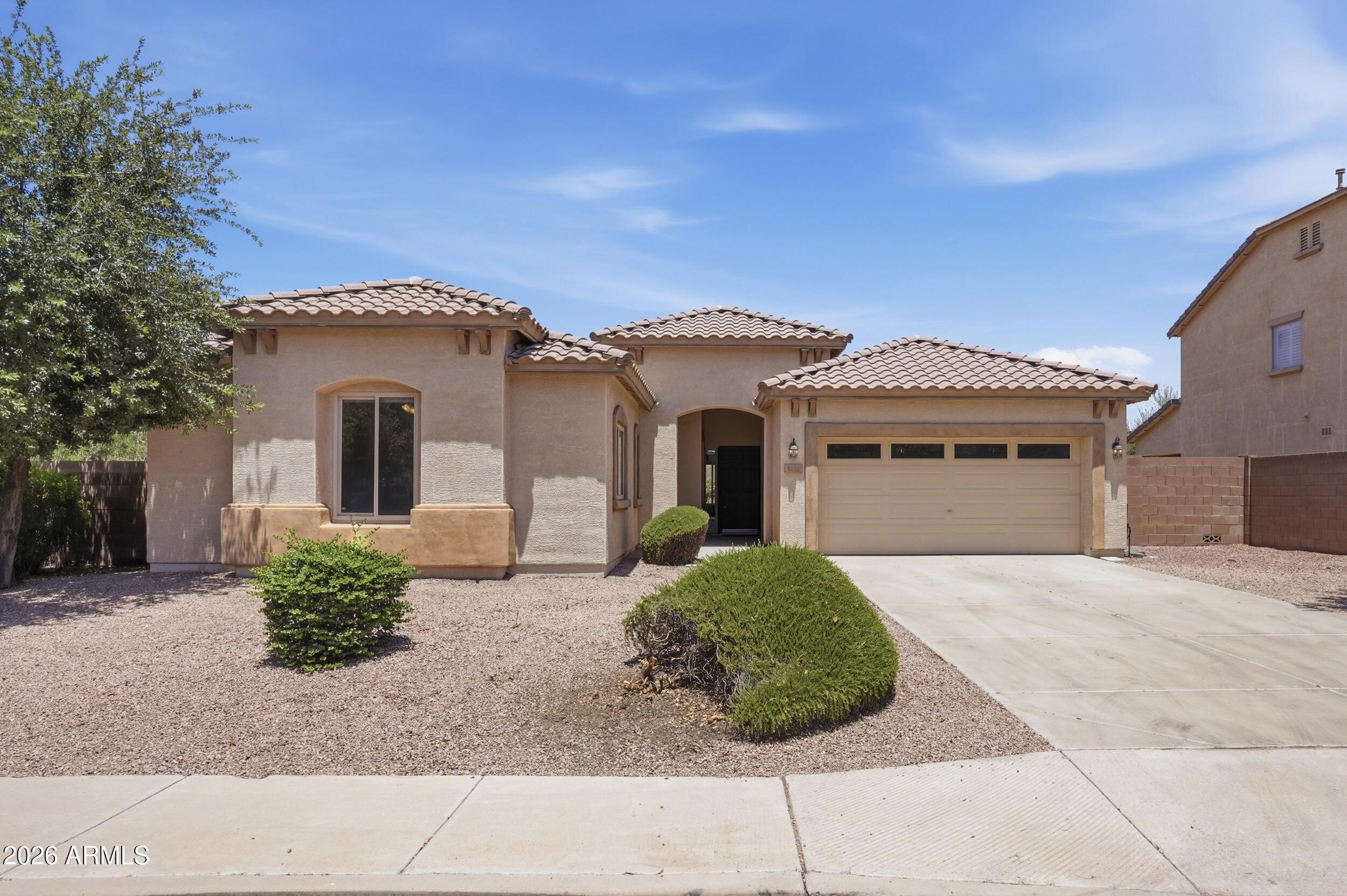4216 E County Down Drive, Chandler, AZ 85249