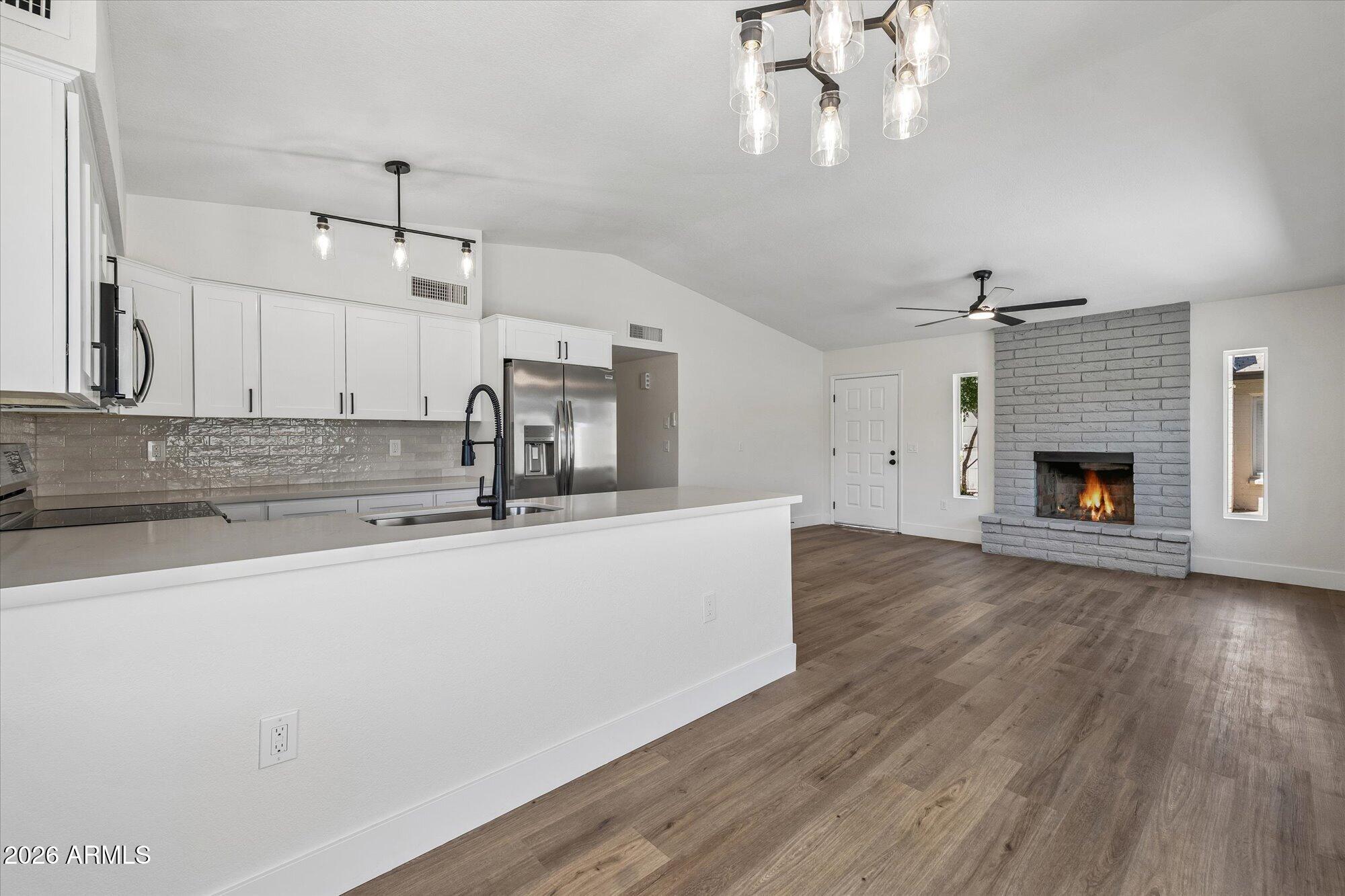 824 W MALIBU Drive, Tempe, AZ 85282