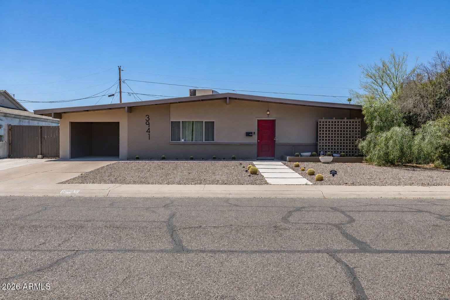 3941 E MERCER Lane, Phoenix, AZ 85028
