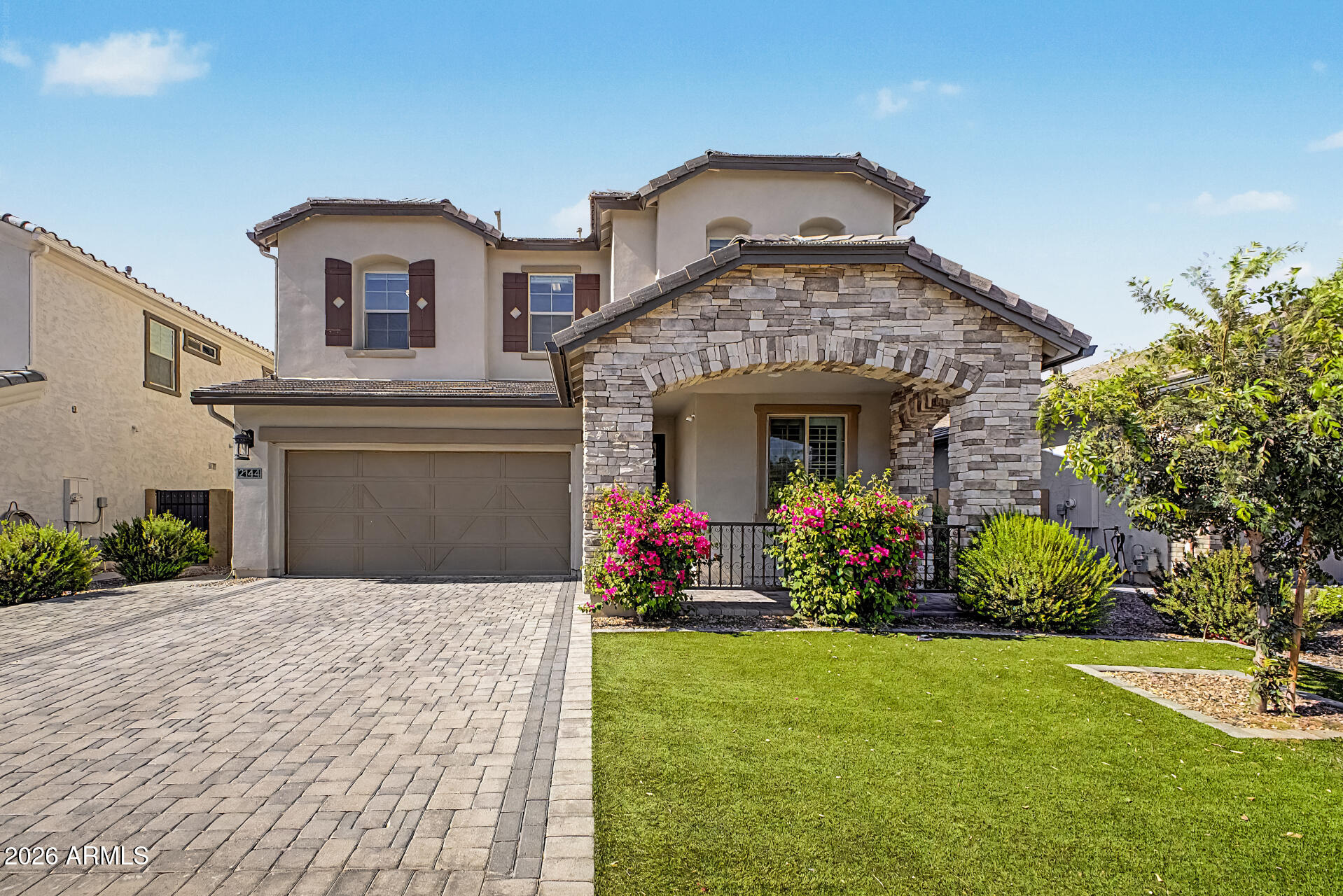 2144 E FLAMINGO Way E, Gilbert, AZ 85297